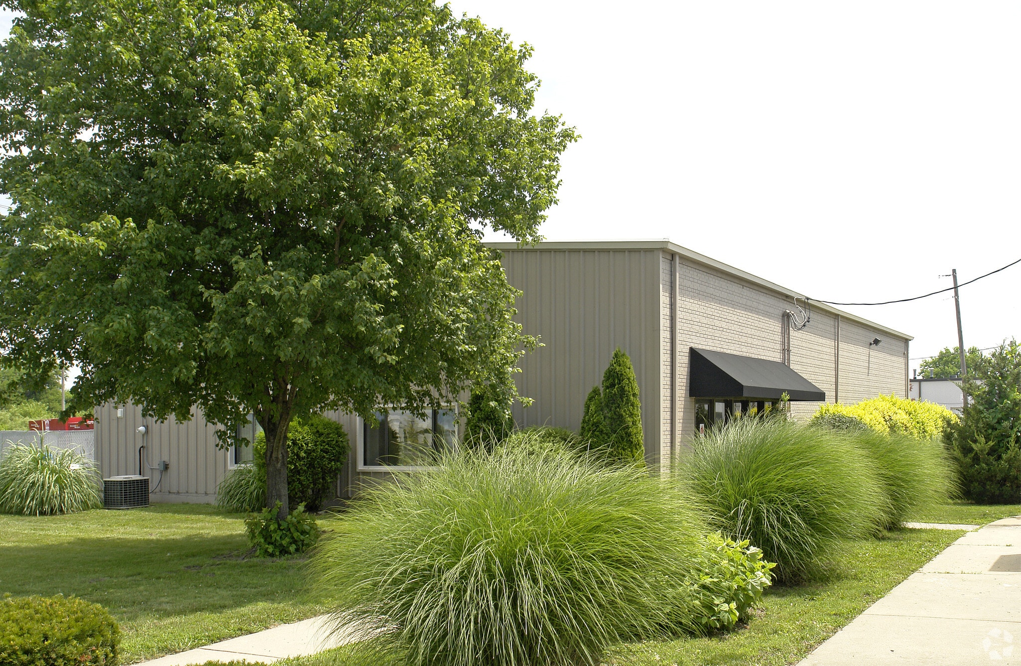 18285 Edison Ave Chesterfield, MO 63005 Industrial Property for Lease