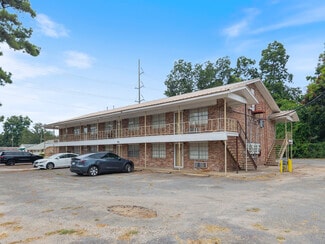 Pine Bluff, AR Apartments - 2213 E 7th Ave