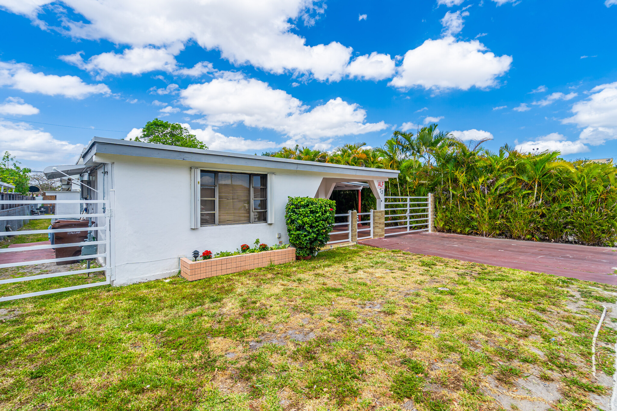 73 E 47th St, Hialeah, FL for Sale