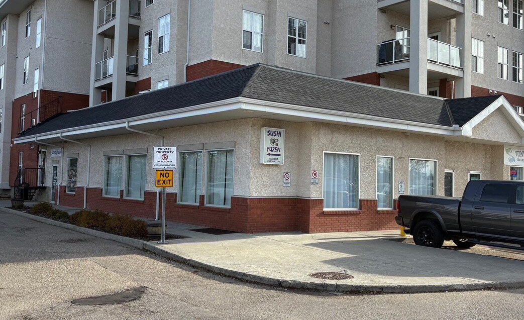 585 St Albert Trl, St. Albert, AB for Rent