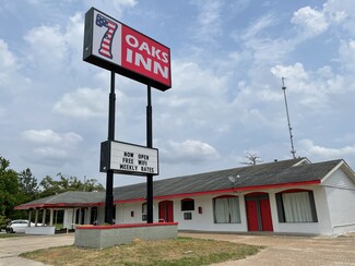 Livingston, TX Hospitality - 12018 U S Highway 59 N