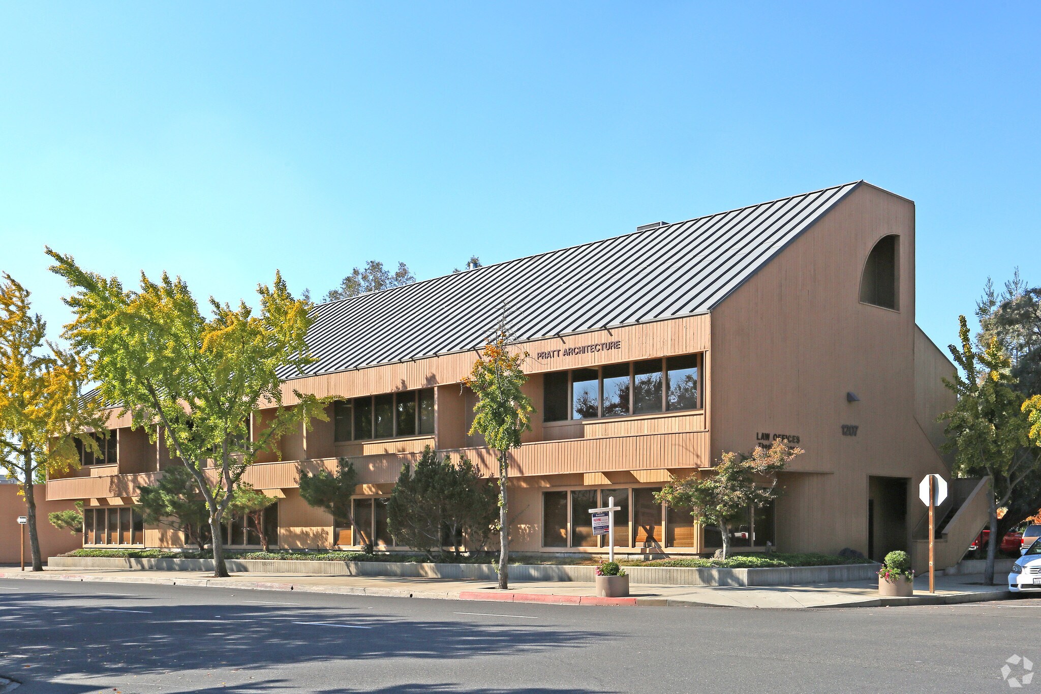 1207 13th St, Modesto, CA for Rent