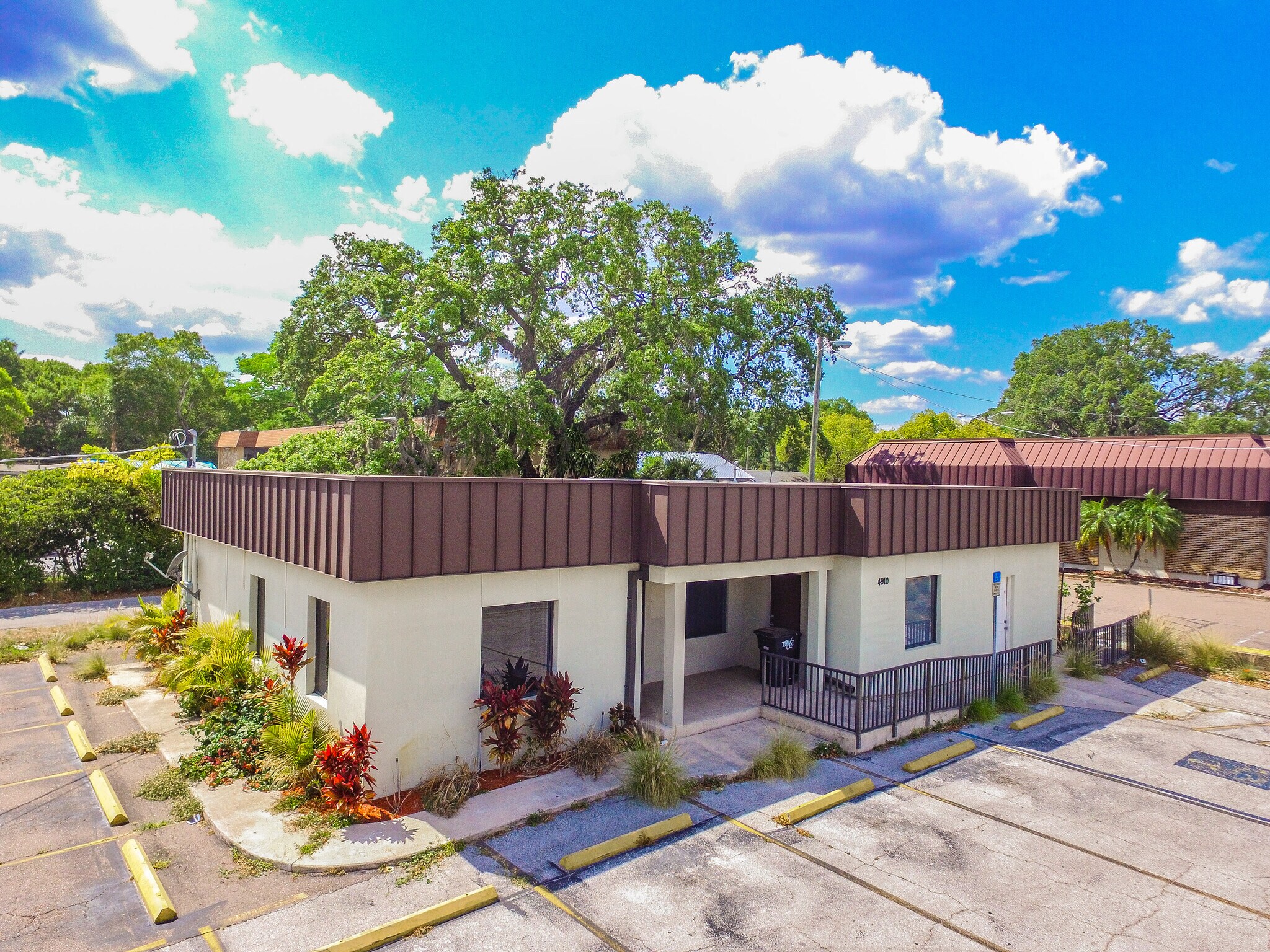 4910 N Armenia Ave, Tampa, FL for Rent