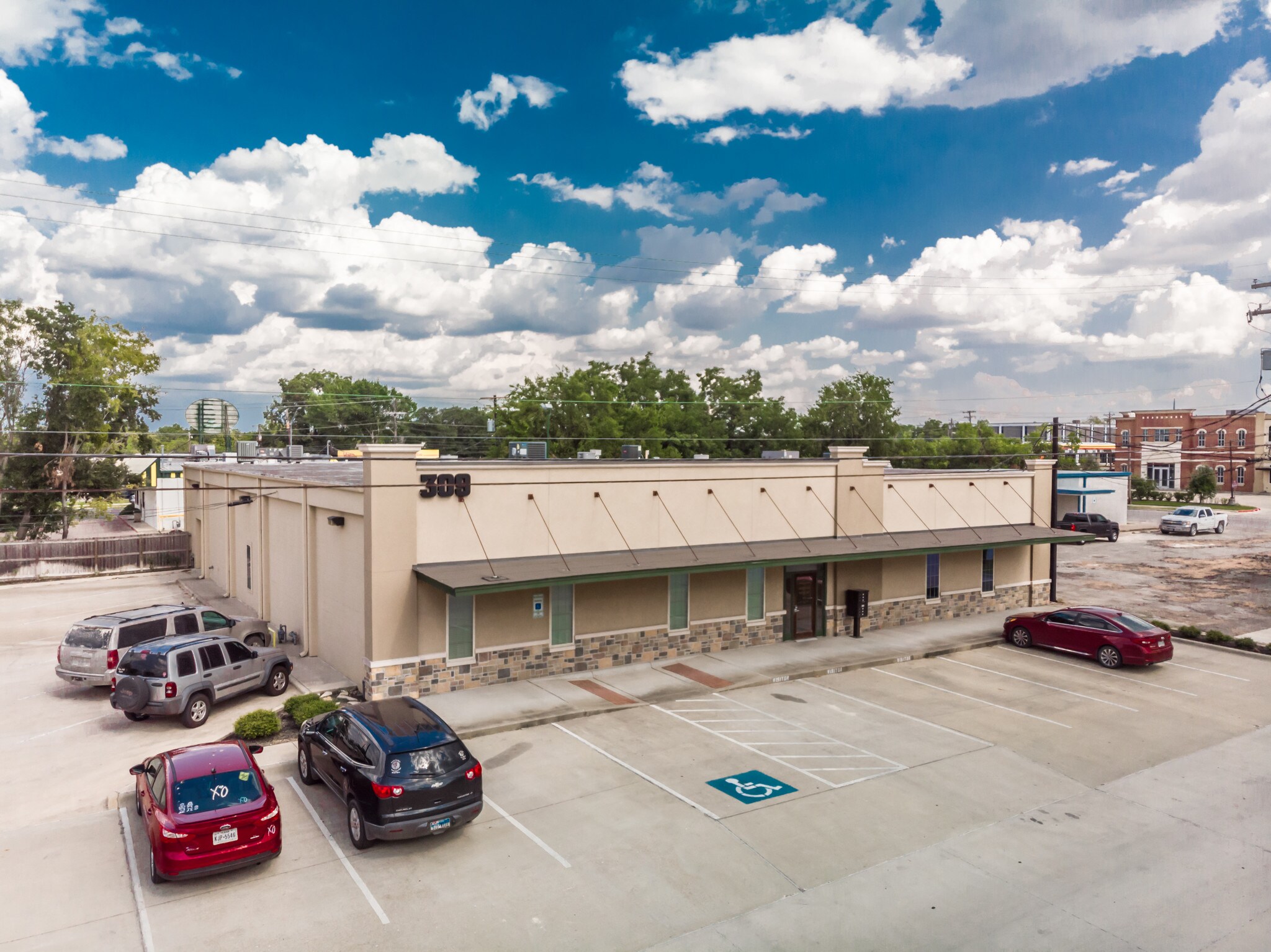 309 N Washington Ave, Bryan, TX for Rent