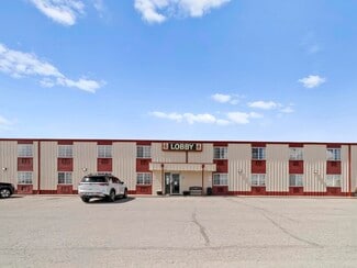 Rawlins, WY Hospitality - 1904 E Cedar St