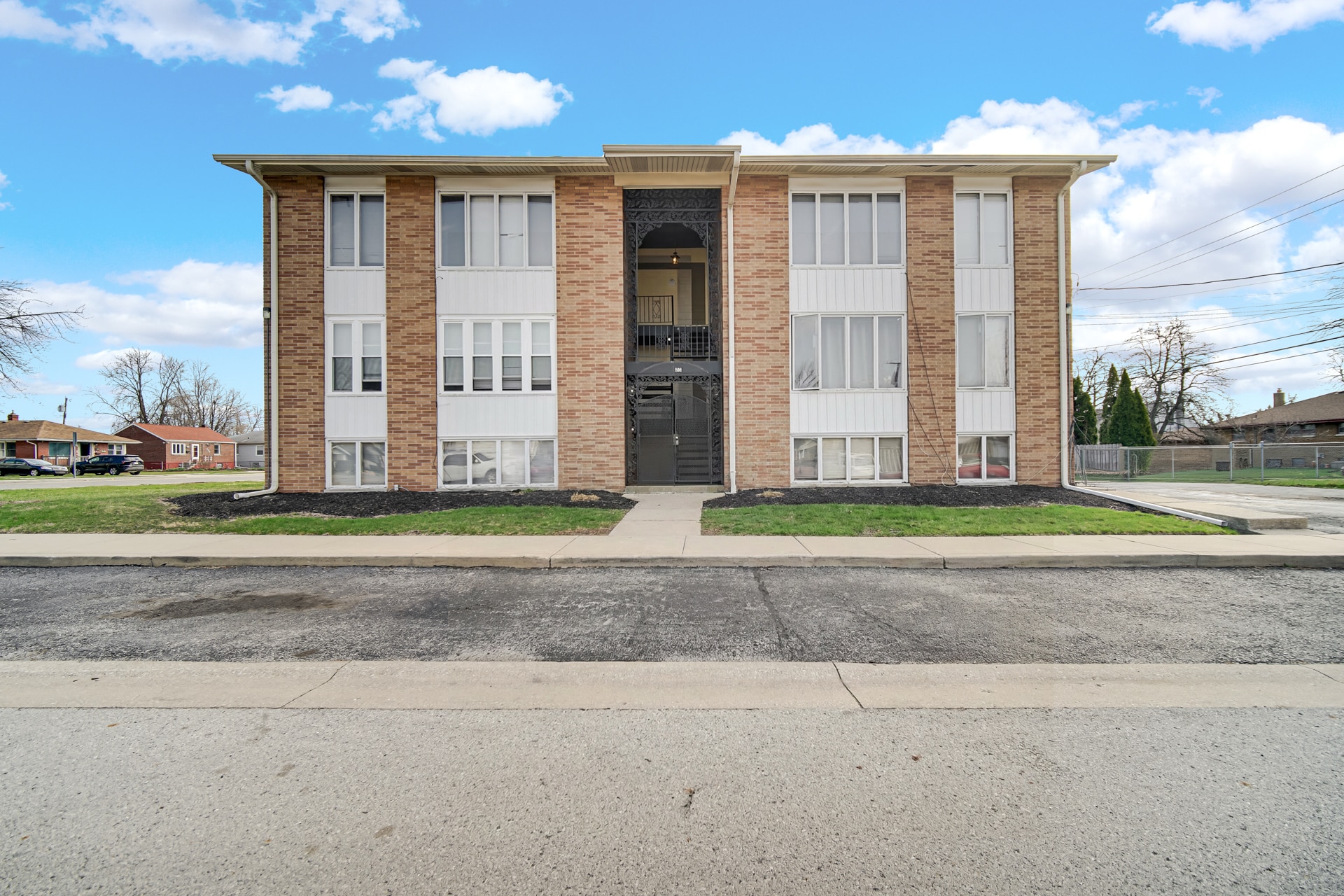 1104 169th St, Hammond, IN for Sale
