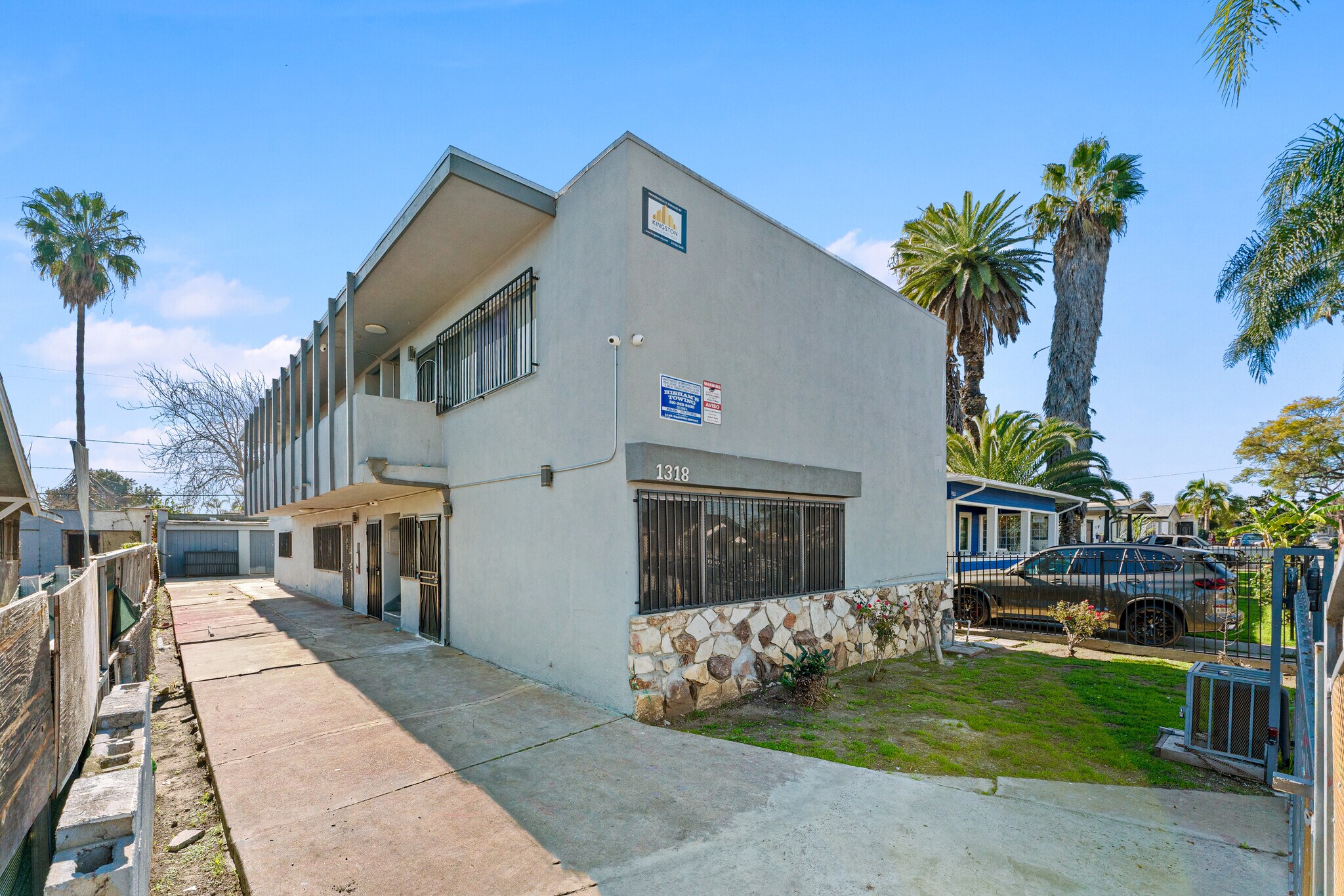 1318 W 90th St, Los Angeles, CA for Sale