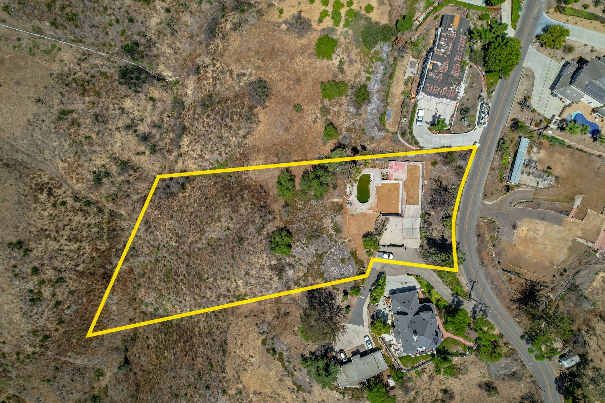 609 W Highland Dr, Camarillo, CA for Sale