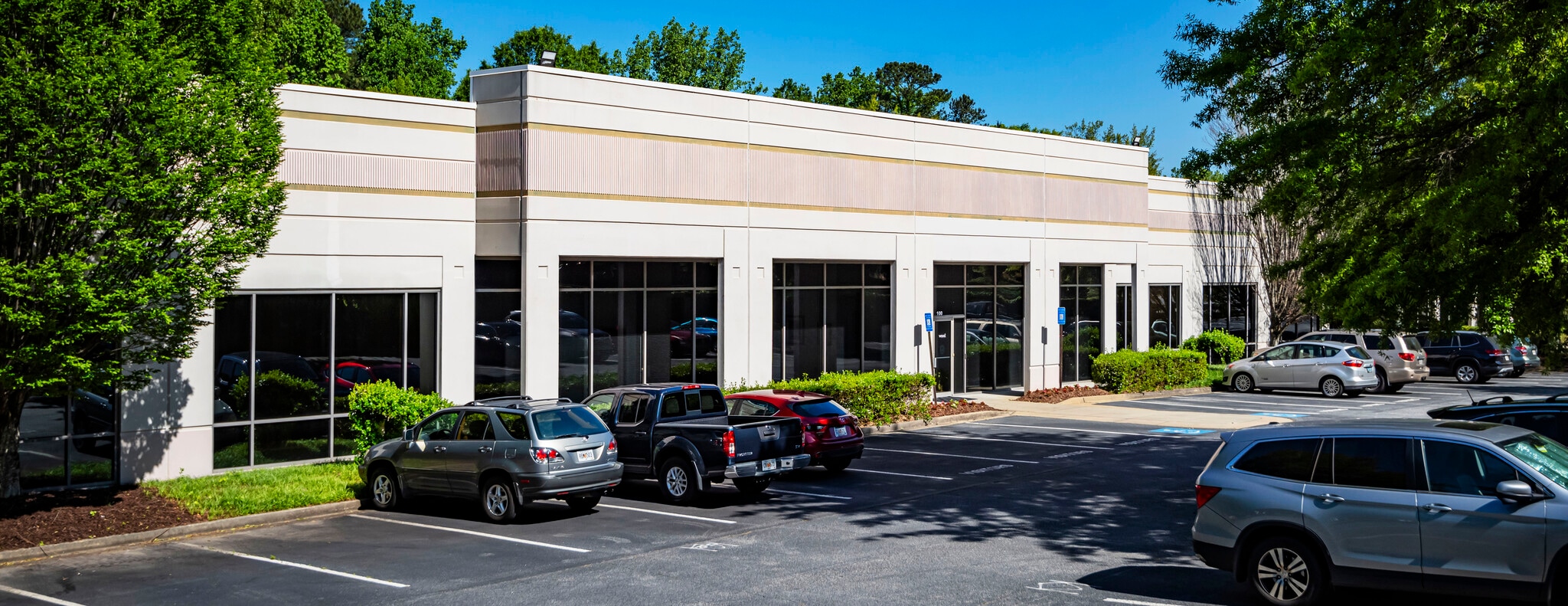 1075 Big Shanty Rd NW, Kennesaw, GA for Rent