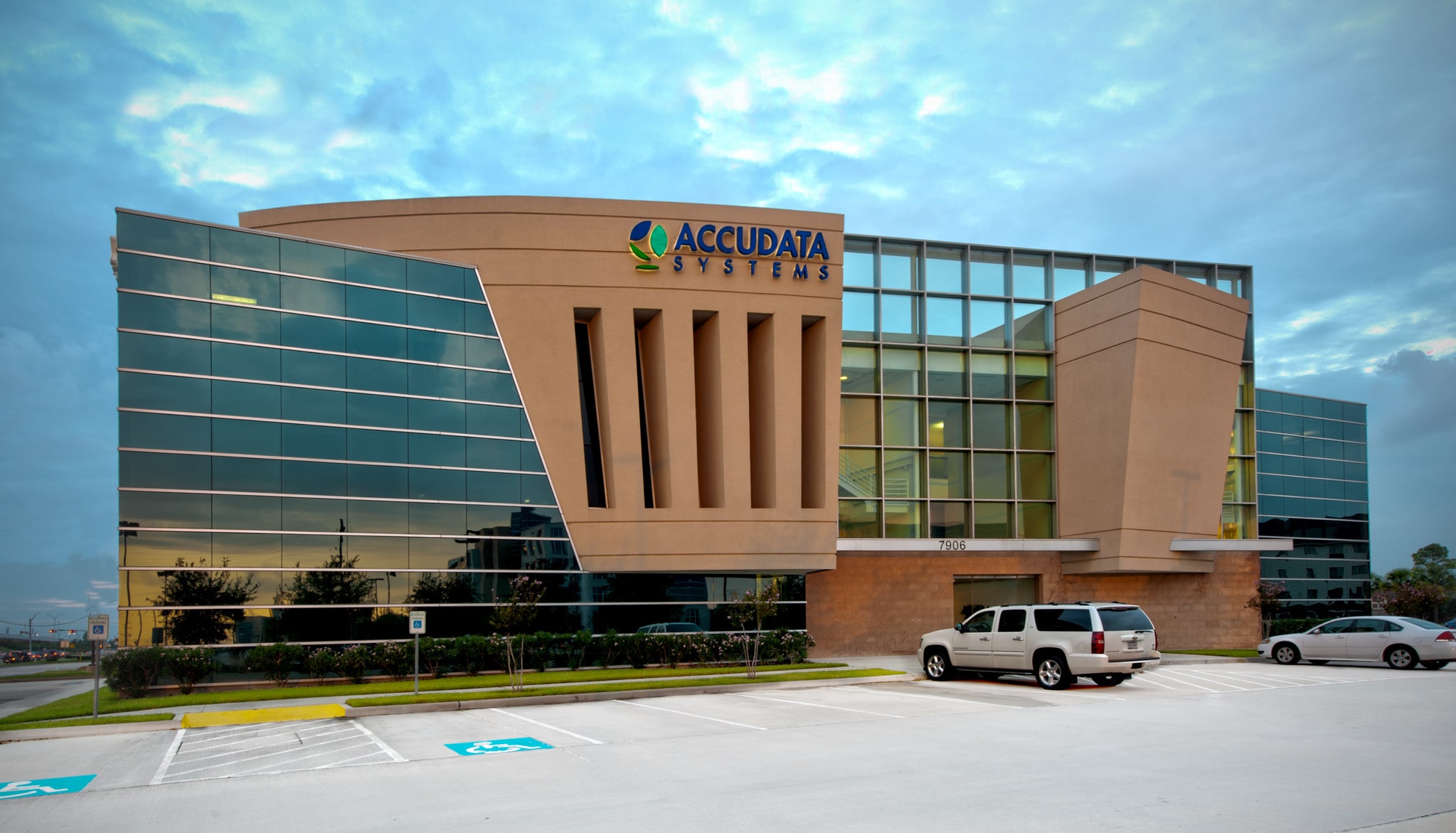 7906 N Sam Houston Pky W, Houston, TX for Rent
