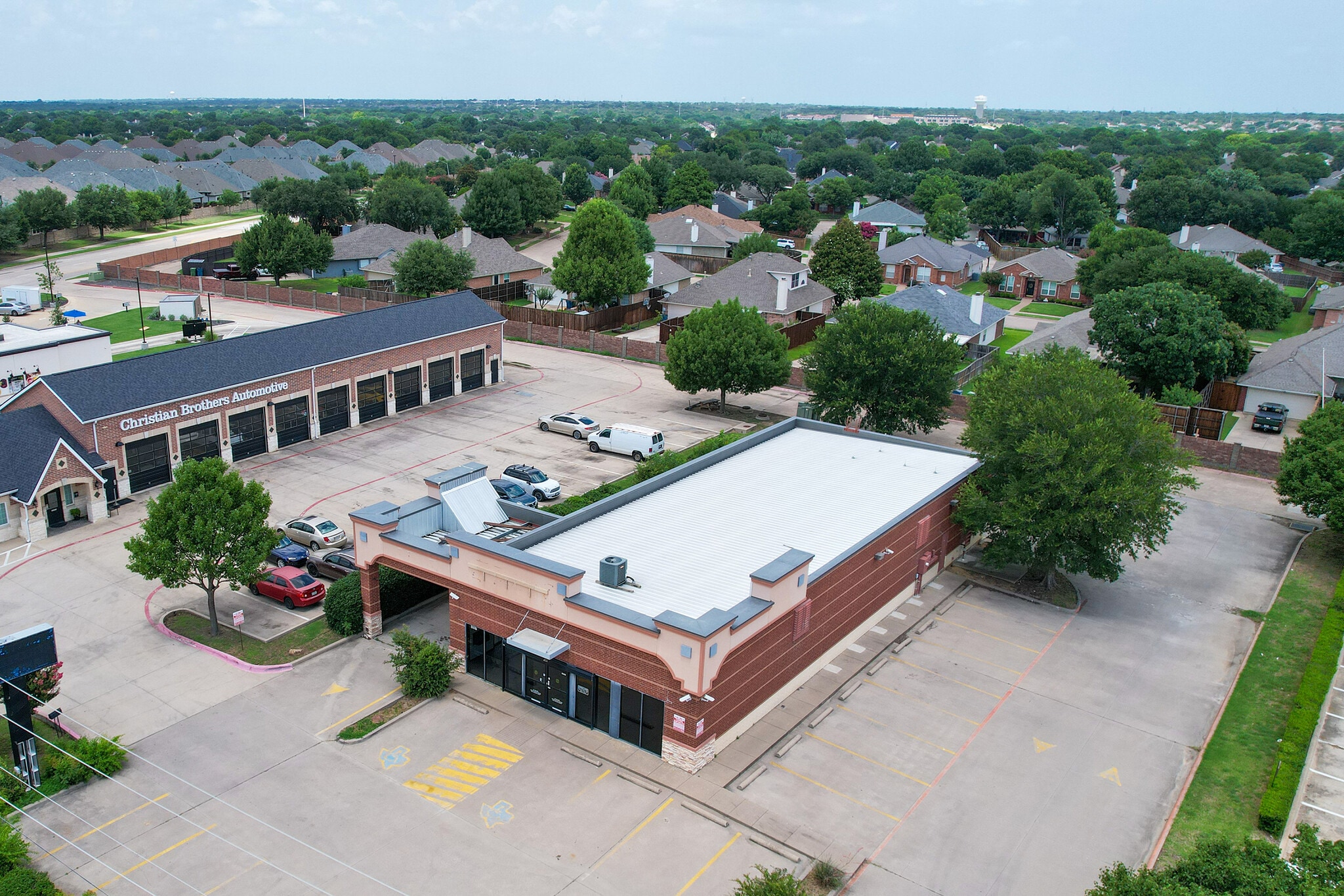 1257 W Round Grove Rd, Lewisville, TX for Sale