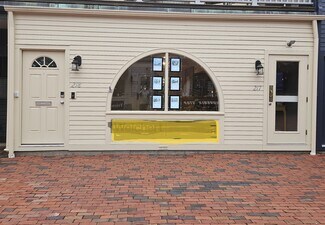 Newport, RI Storefront Retail/Office - 201-230 Goddard Row