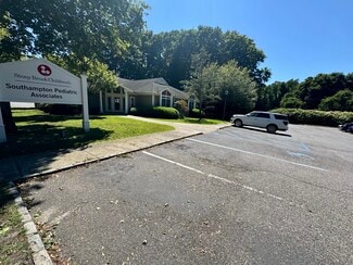 Hampton Bays, NY Medical - 5 Squiretown Rd