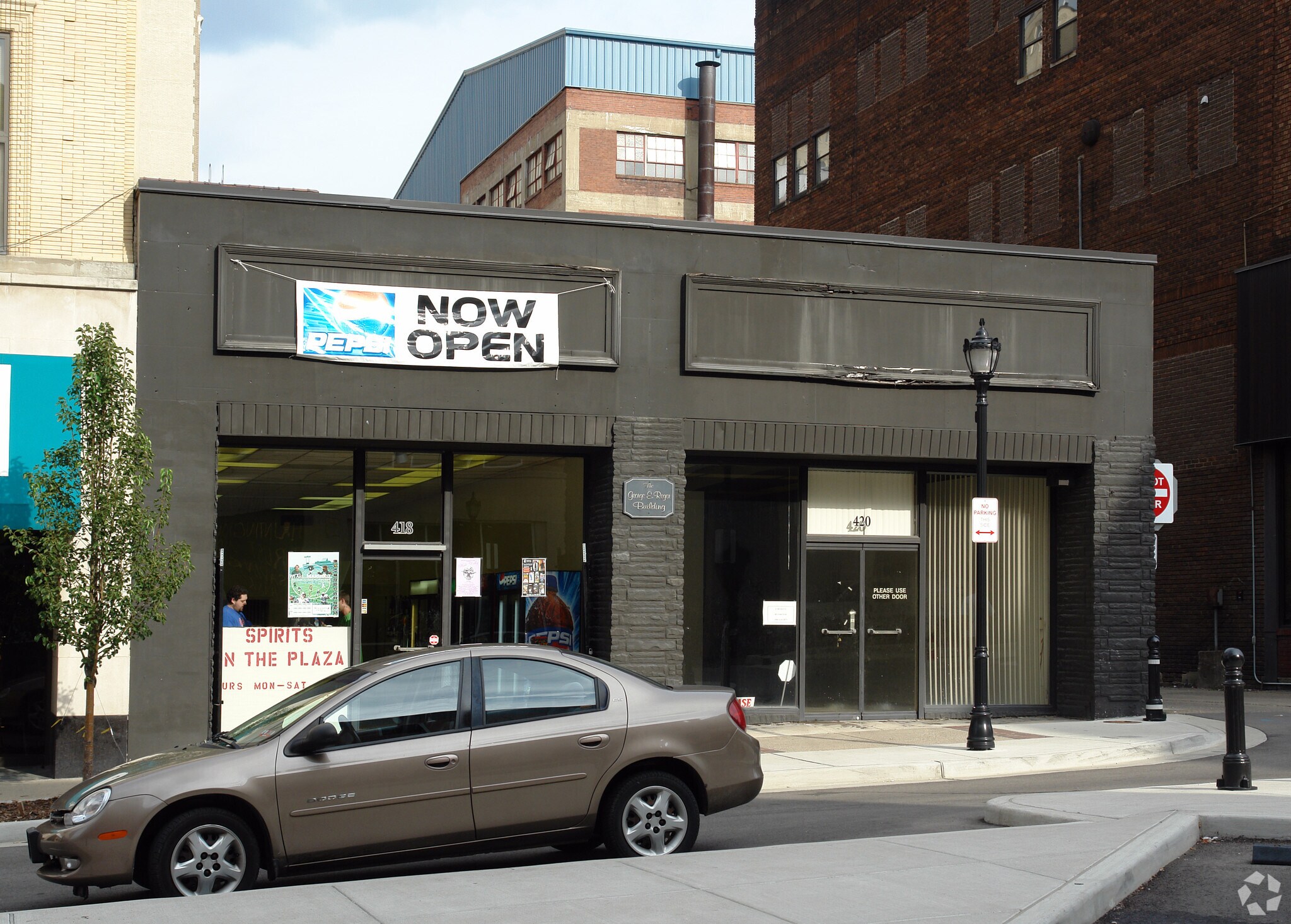 418420 9th St Huntington, WV 25701 Retail Property for Sale on