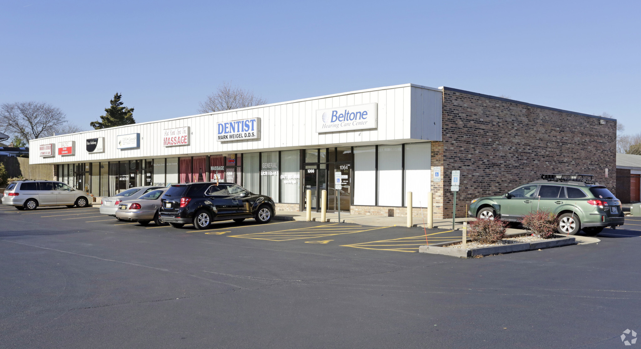 1050-1076 S Roselle Rd, Schaumburg, IL for Rent