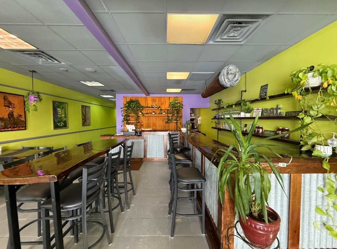 4452 Commercial Dr, New Hartford, NY for Rent