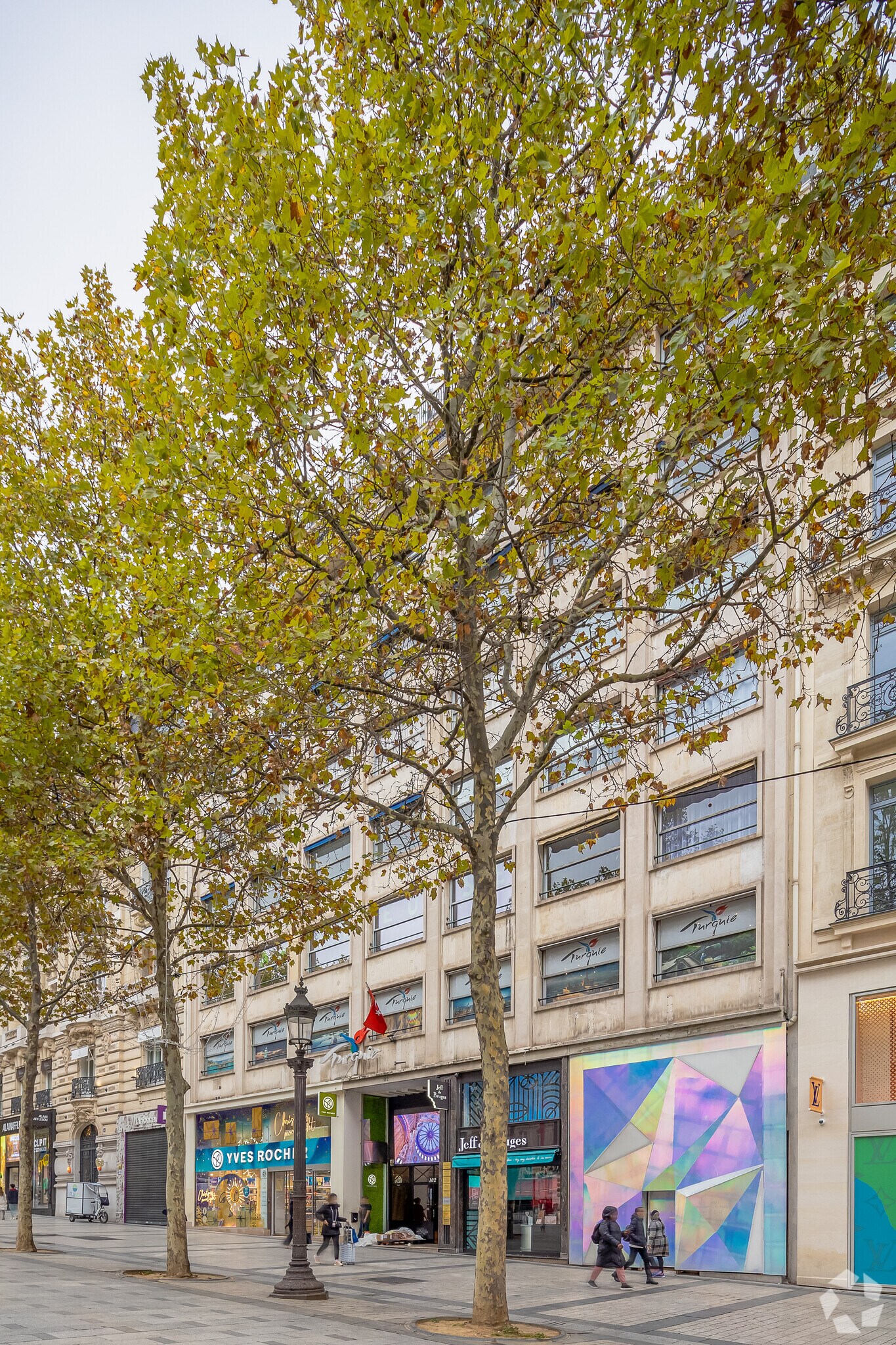 102 Avenue Des Champs Elysées, Paris, PAR for Rent