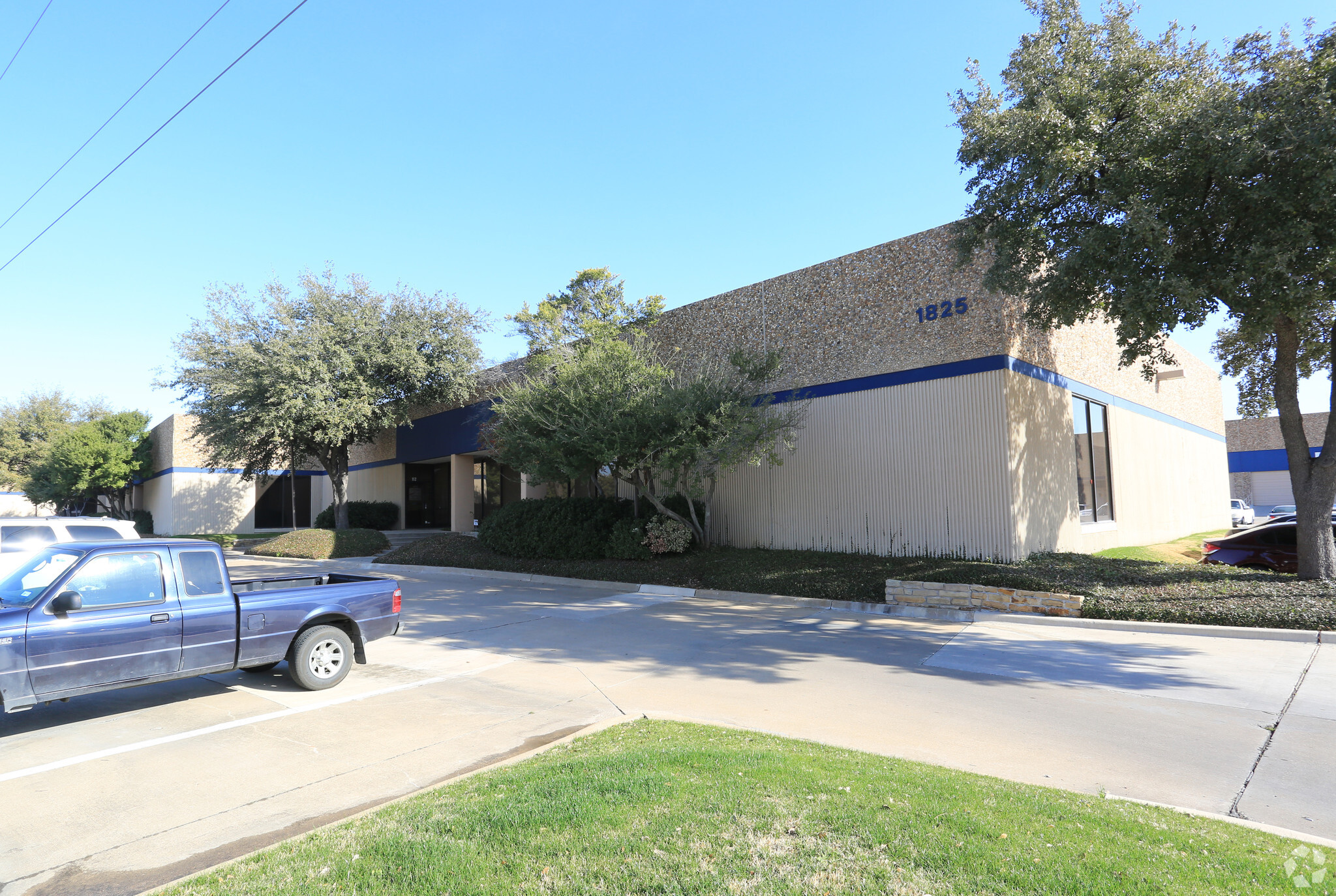 1825 Monetary Ln, Carrollton, TX for Rent