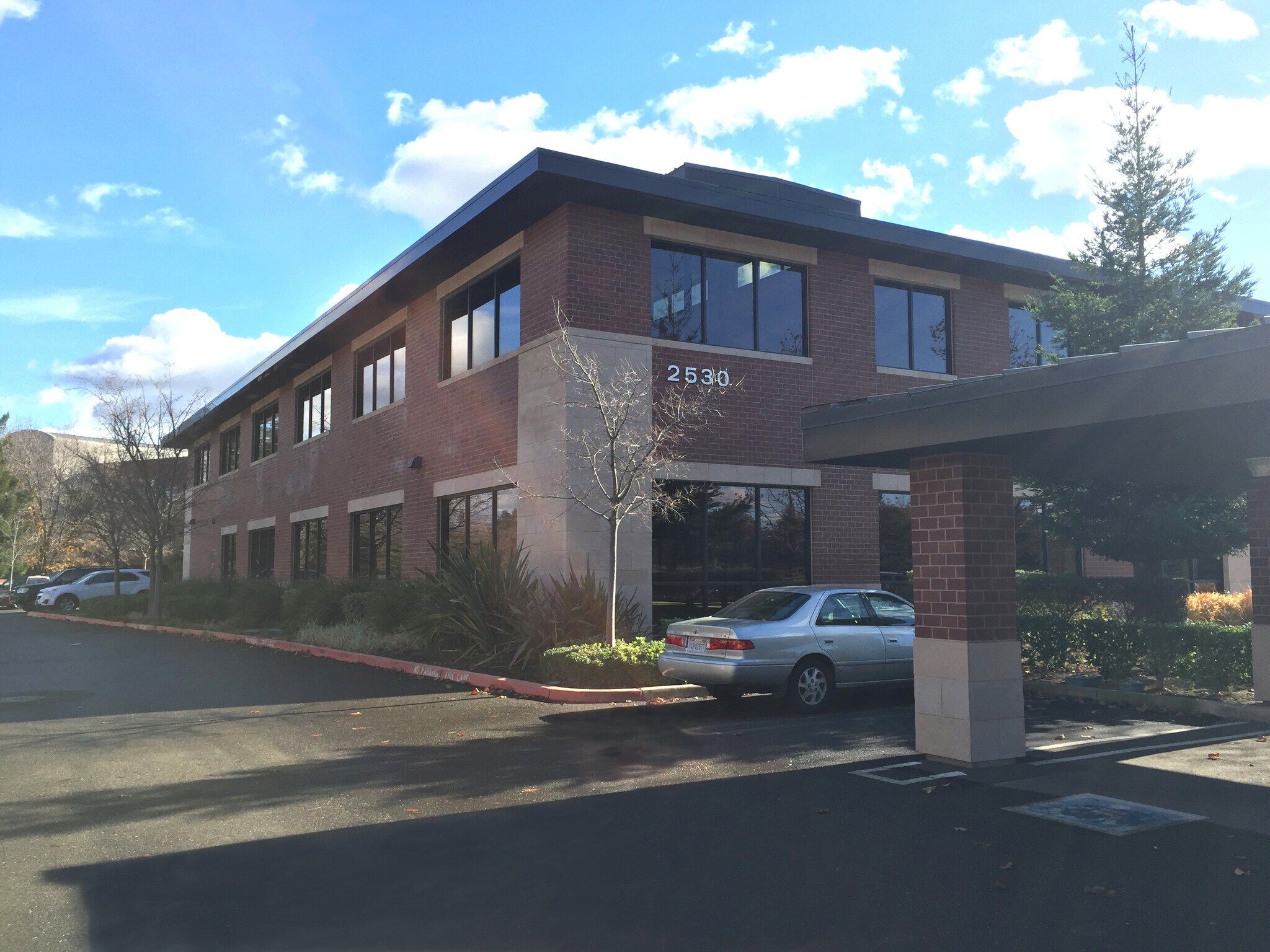 2530 River Plaza Dr, Sacramento, CA for Rent