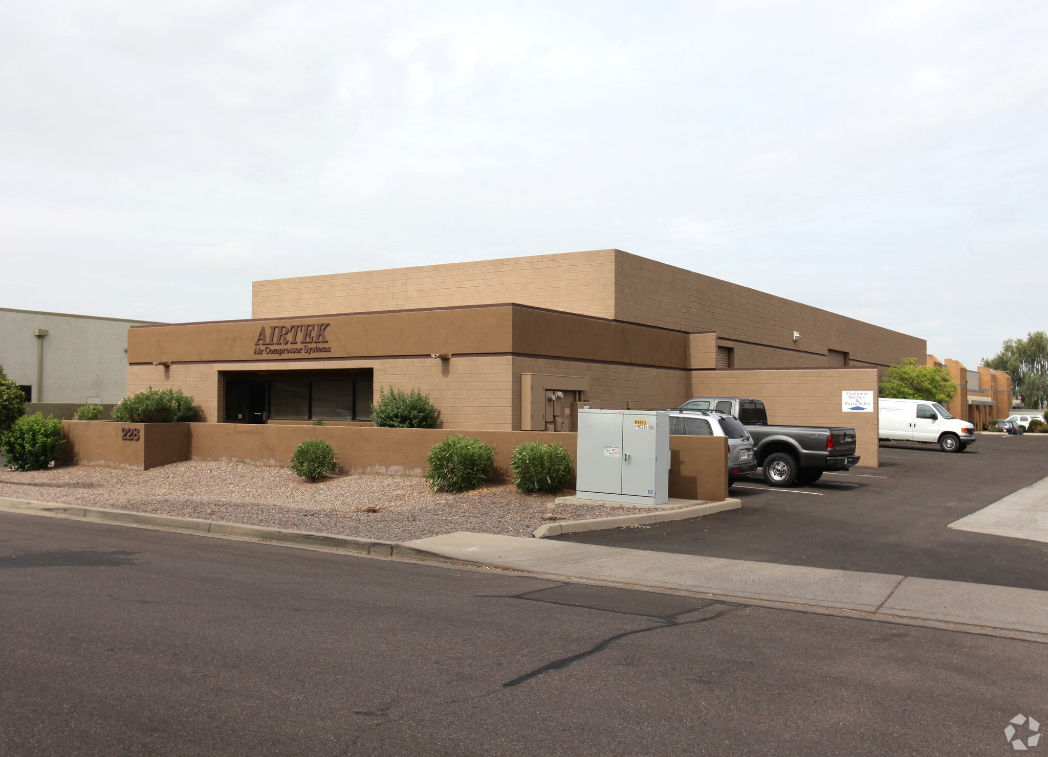 228 S Clark Dr, Tempe, AZ for Rent