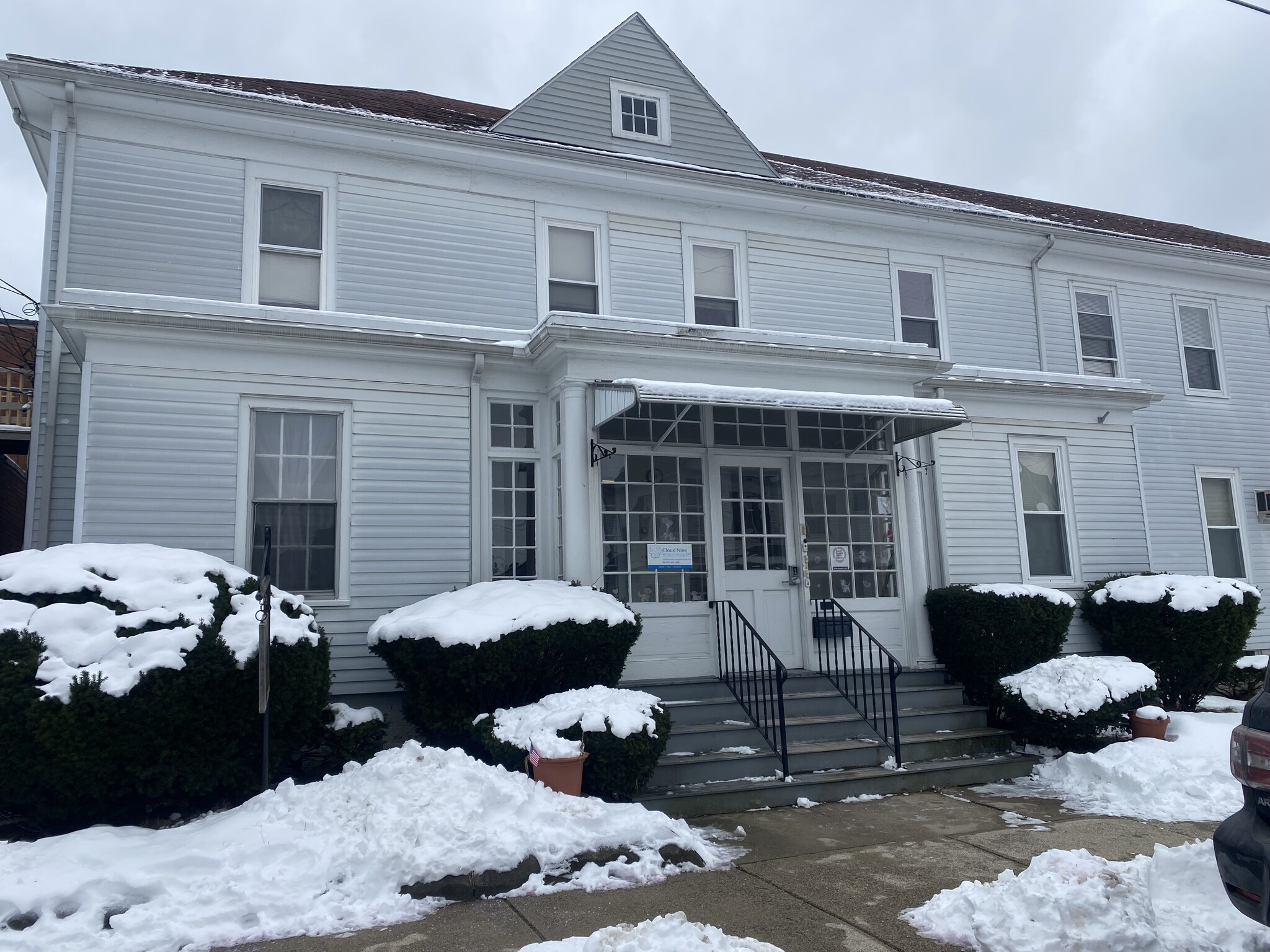 217 Lincoln St, Winthrop, MA for Rent