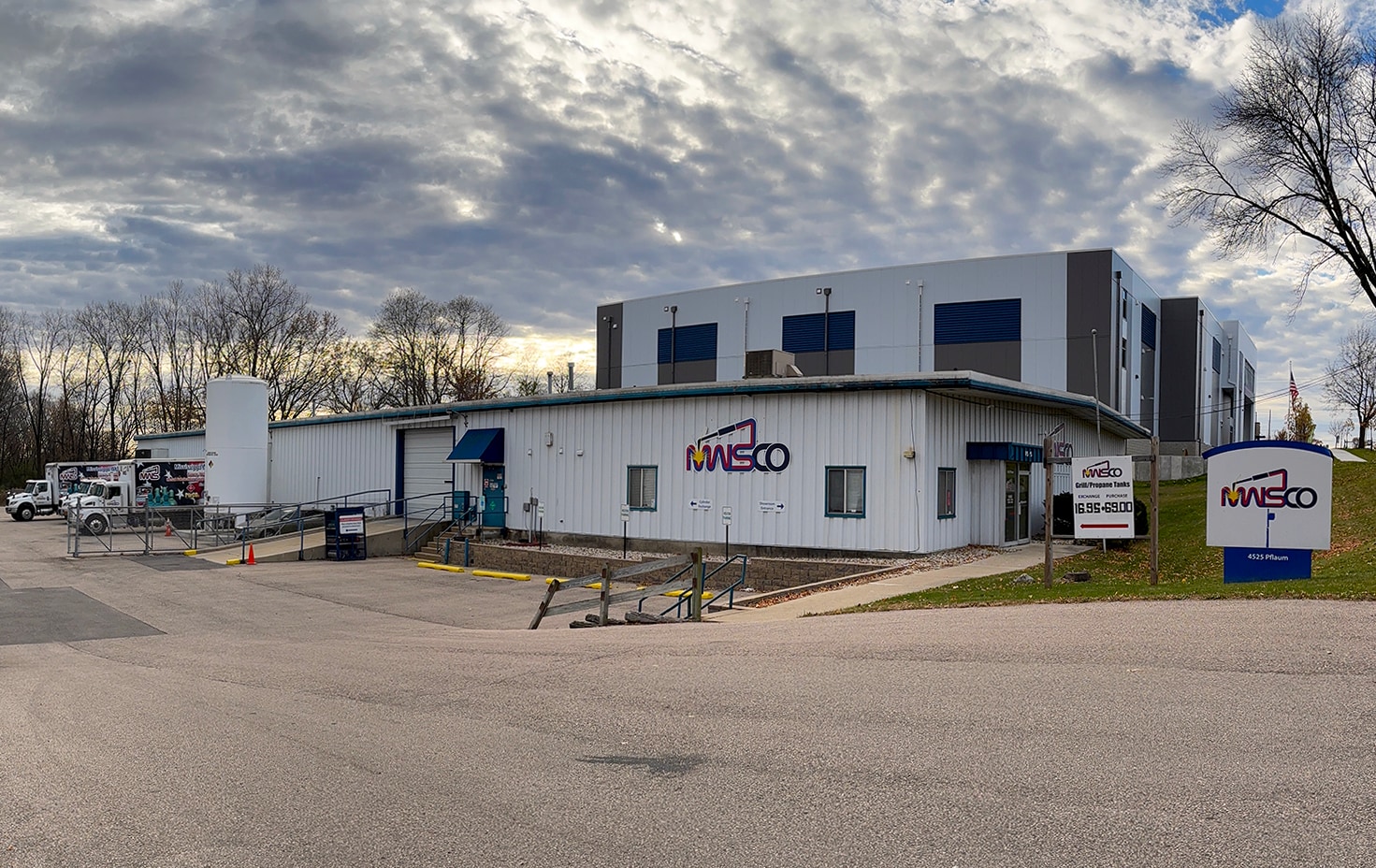 4525 Pflaum Rd, Madison, WI for Sale
