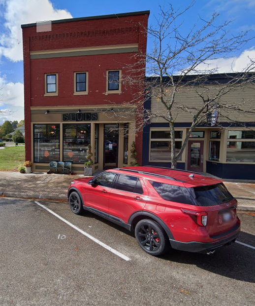 116 S Lake St, Boyne City, MI for Rent