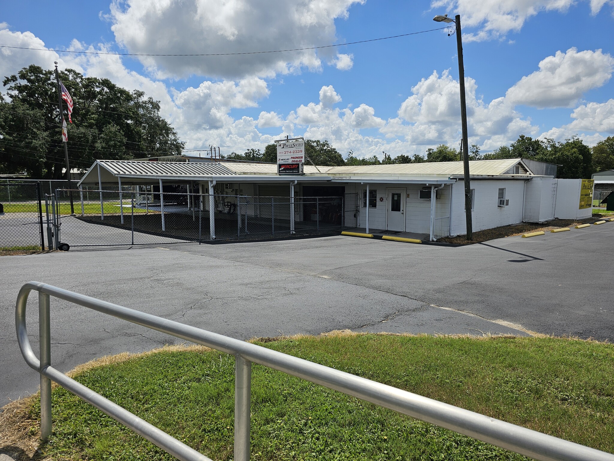 10909 E US Highway 92, Seffner, FL for Rent