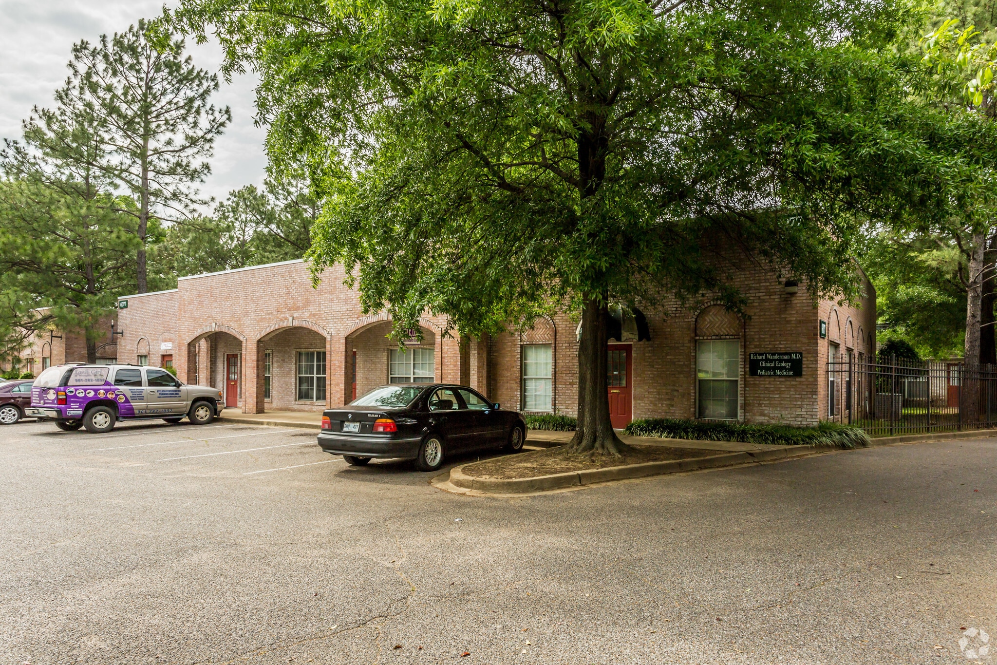 6077 Apple Tree Dr, Memphis, TN for Rent