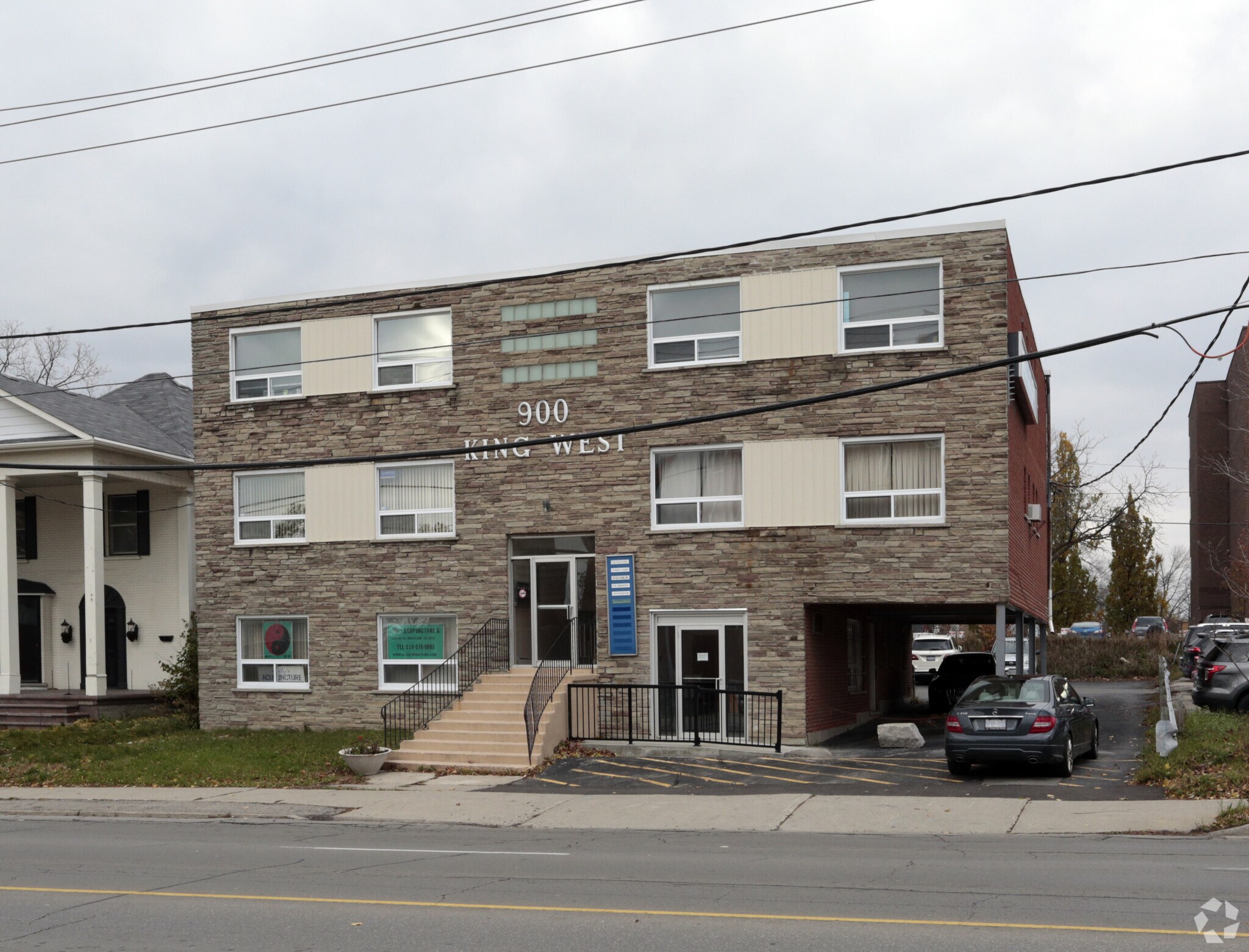 900 King St, Kitchener, ON for Rent
