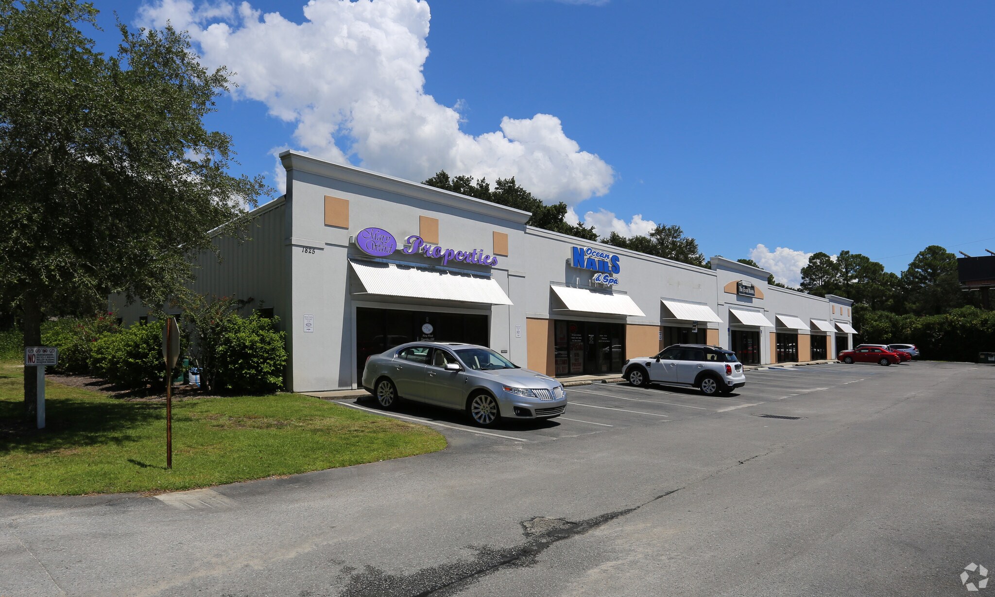 1825 Hurlburt Rd, Fort Walton Beach, FL for Sale