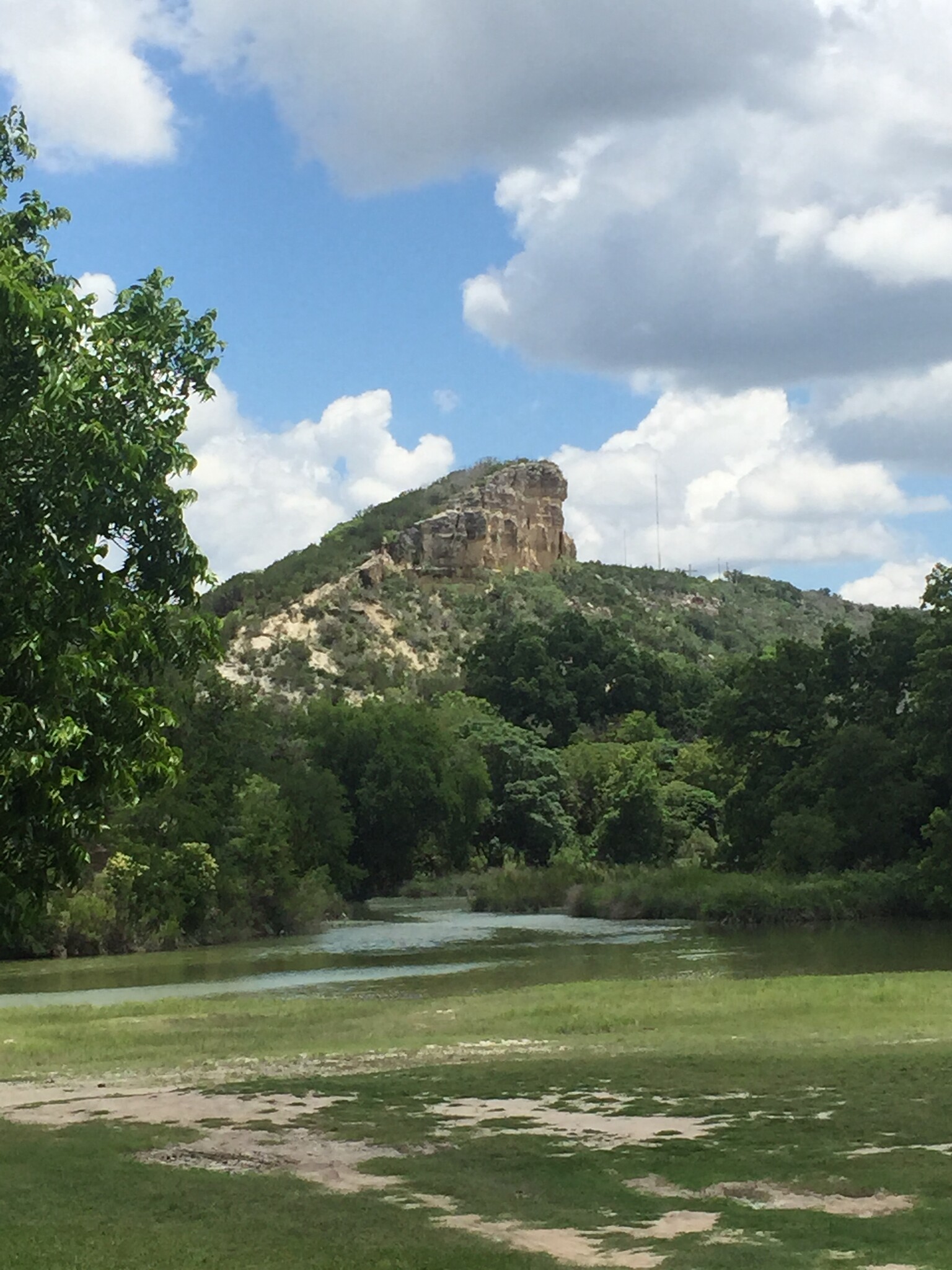 600 S 6th St, Junction, TX for Sale