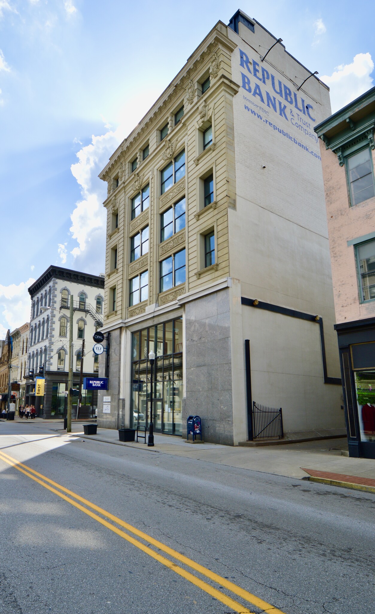 535 Madison Ave, Covington, KY for Rent