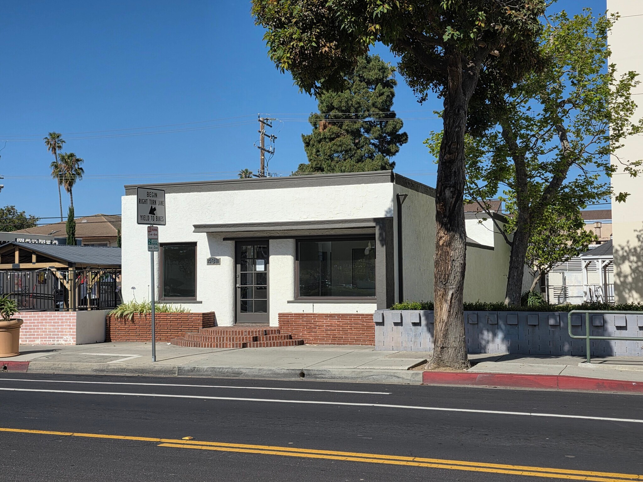 431 S C St, Oxnard, CA for Sale