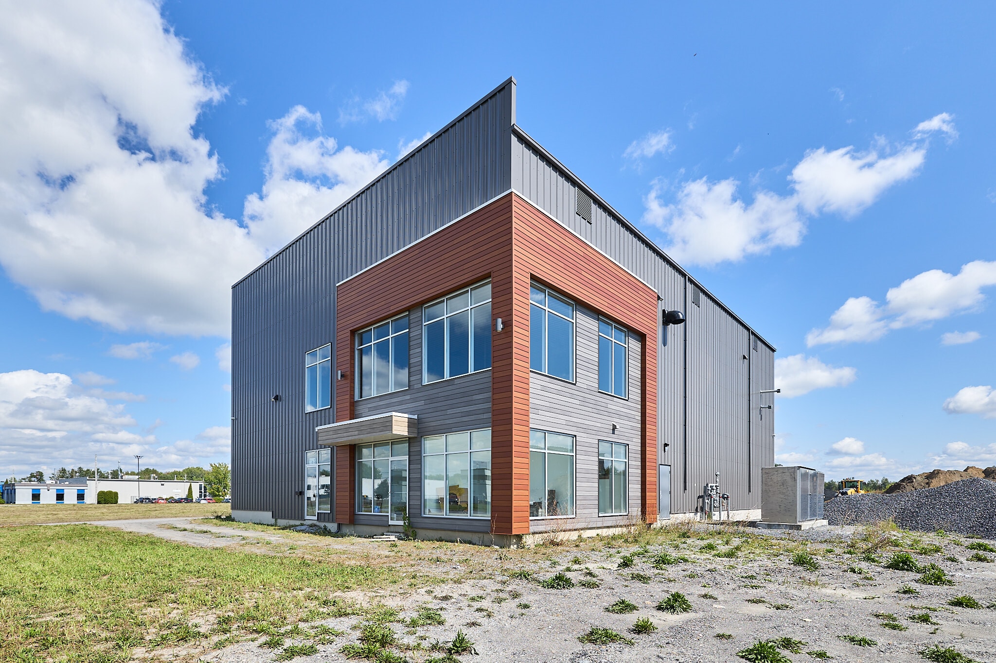 1165 Boul Industriel, Farnham, QC for Sale