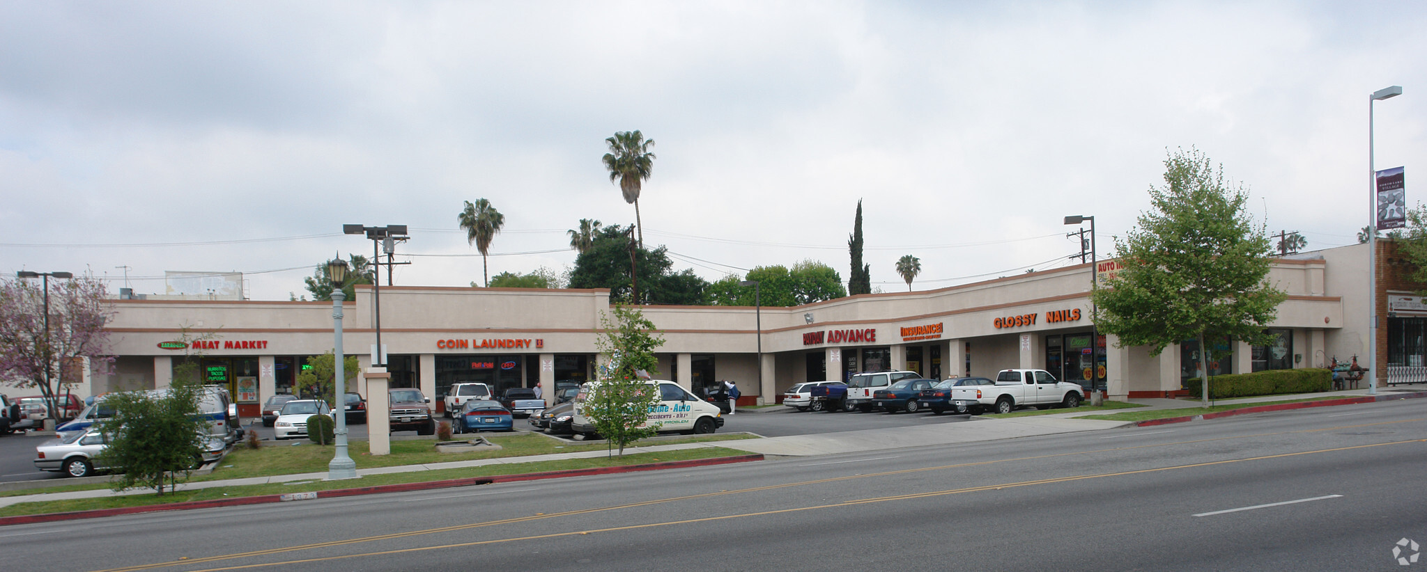 1369-1397 N Lake Ave, Pasadena, CA for Rent