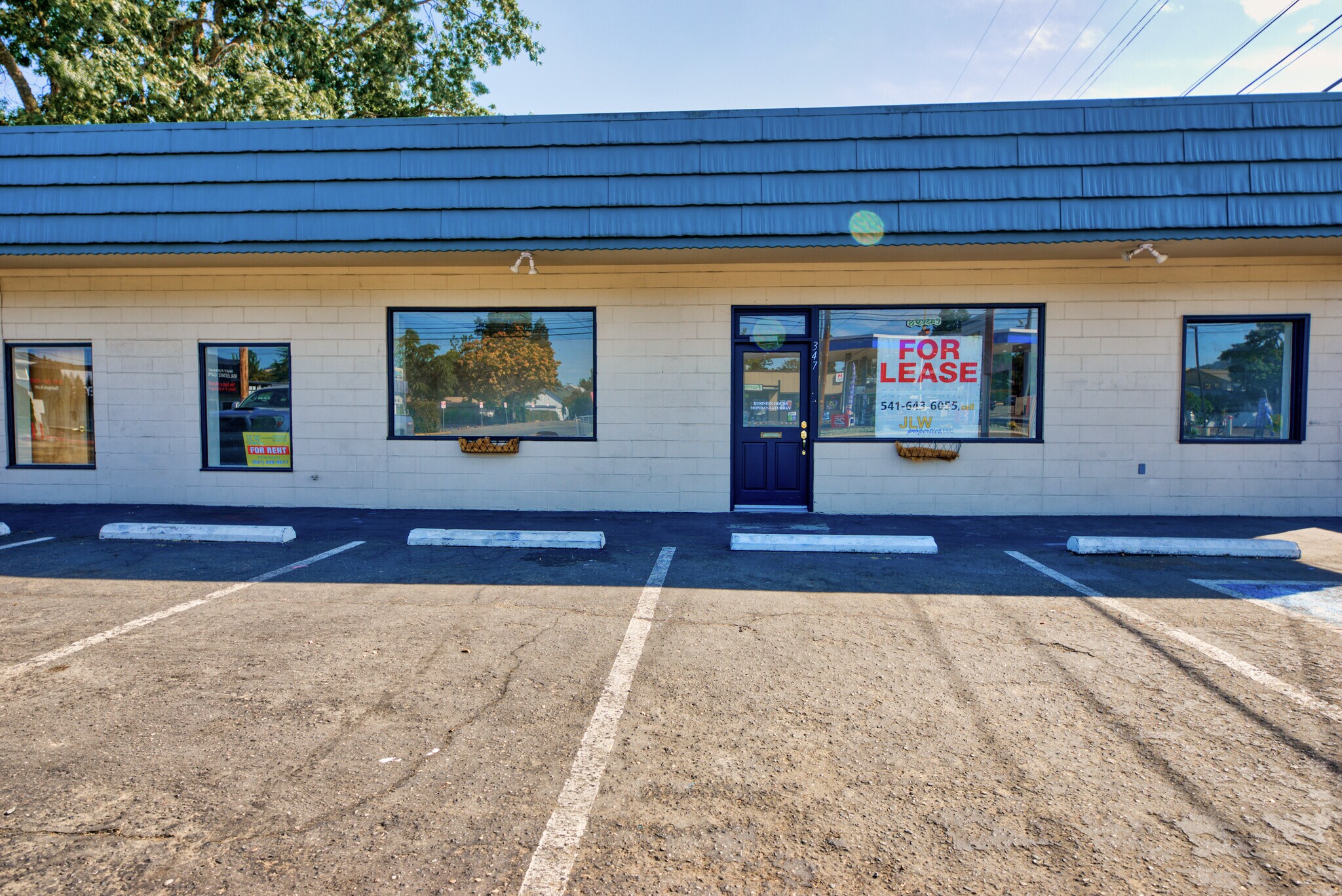347 NW Garden Valley Blvd, Roseburg, OR for Rent