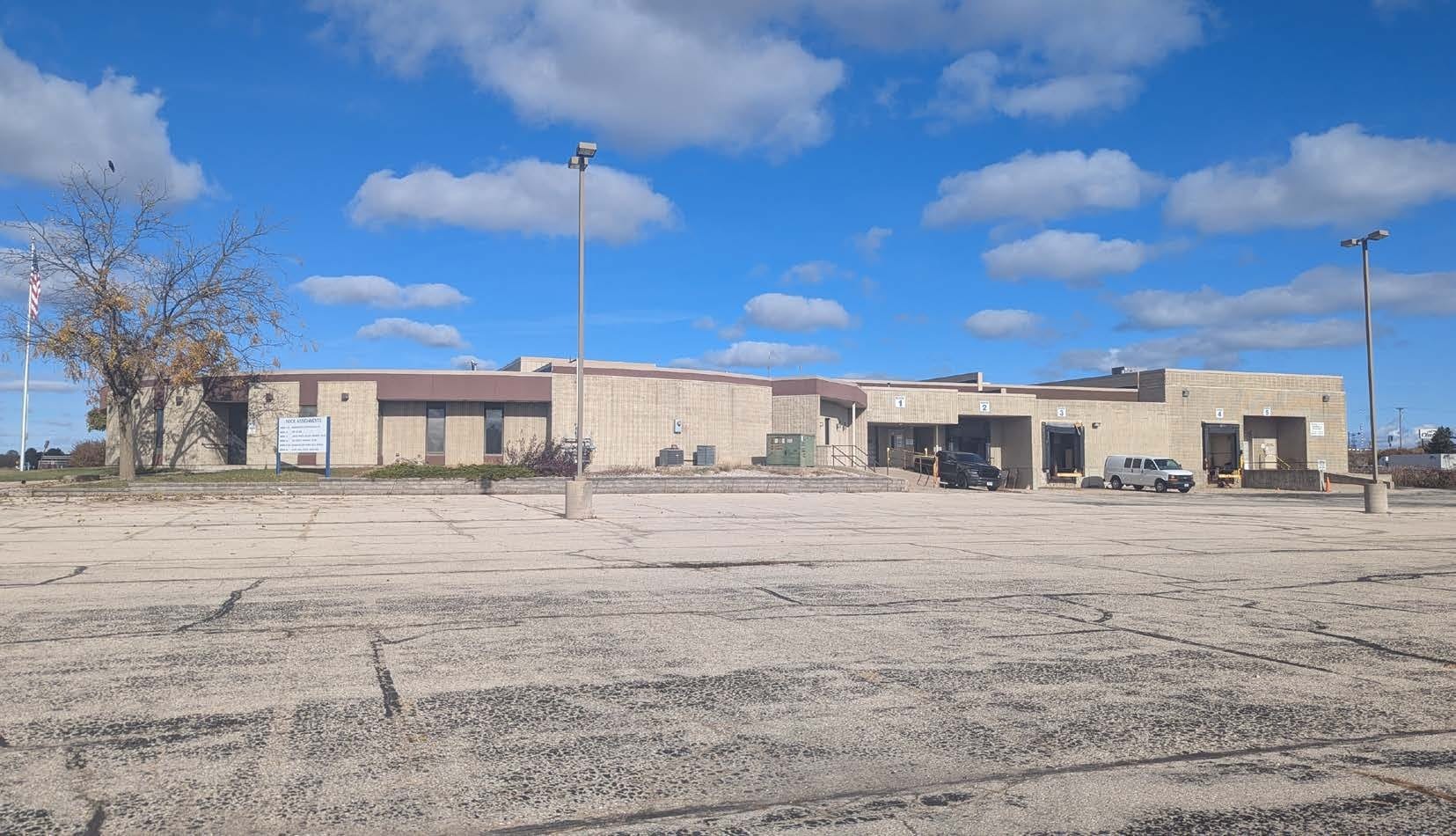 N6637 N Rolling Meadows Dr, Fond Du Lac, WI for Sale