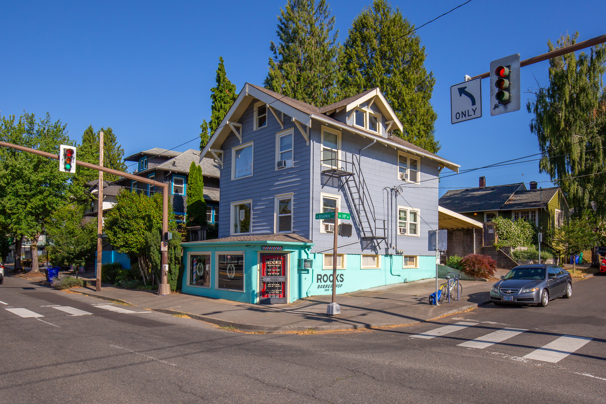 2935 NE Broadway St, Portland, OR for Rent