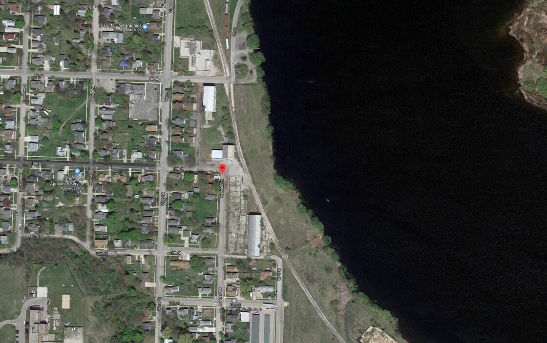 1009 Manistee St Manistee, MI 49660 Land Property for Sale on