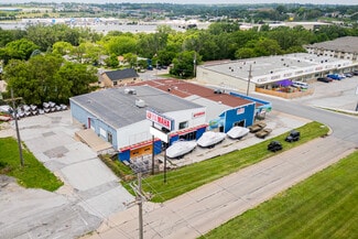 Bellevue, NE Freestanding - 812 Fort Crook Rd S