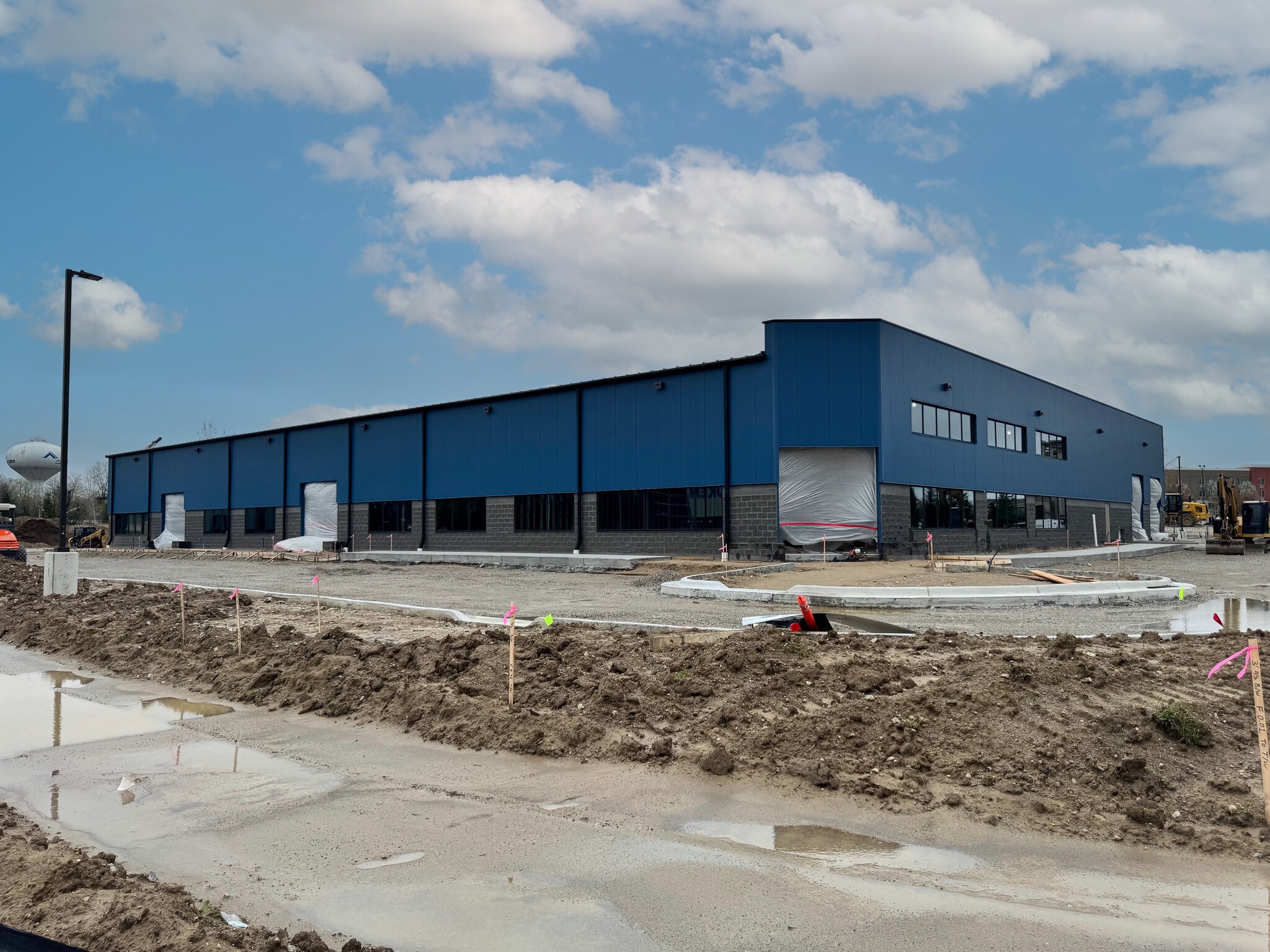 49176 Alpha Dr, Wixom, MI for Rent