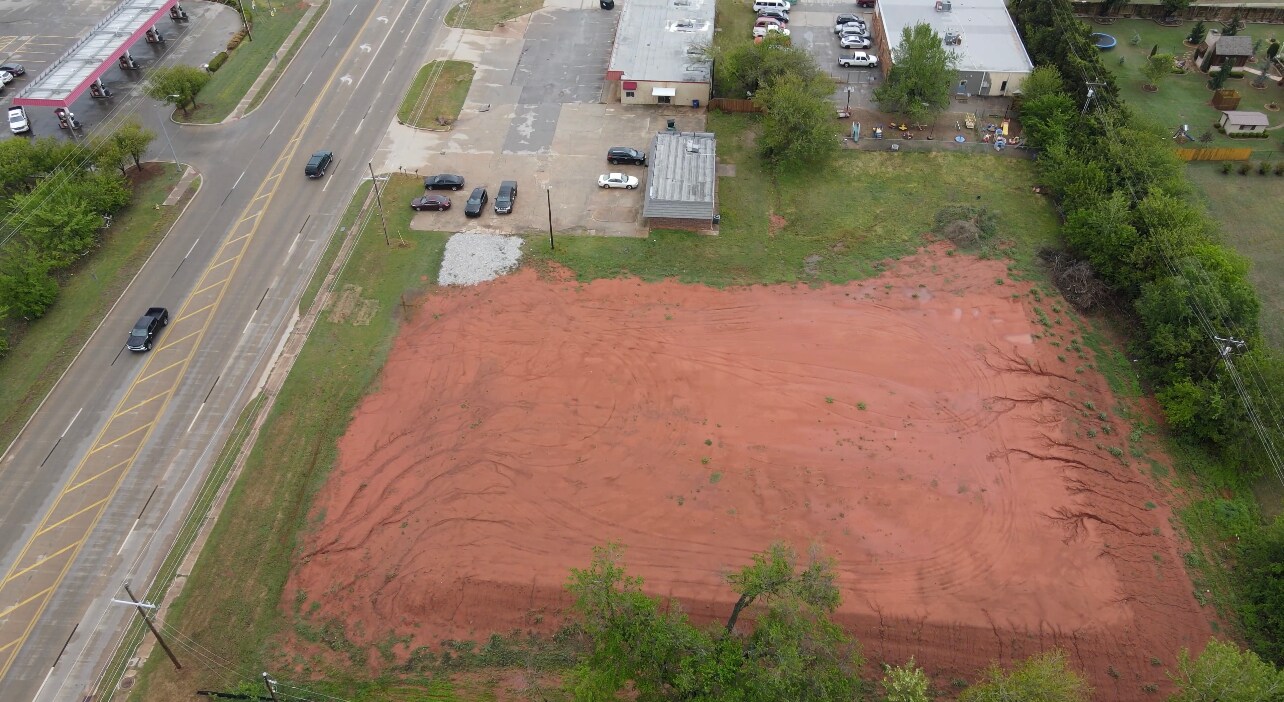 1724 W State Highway 152, Mustang, OK for Sale