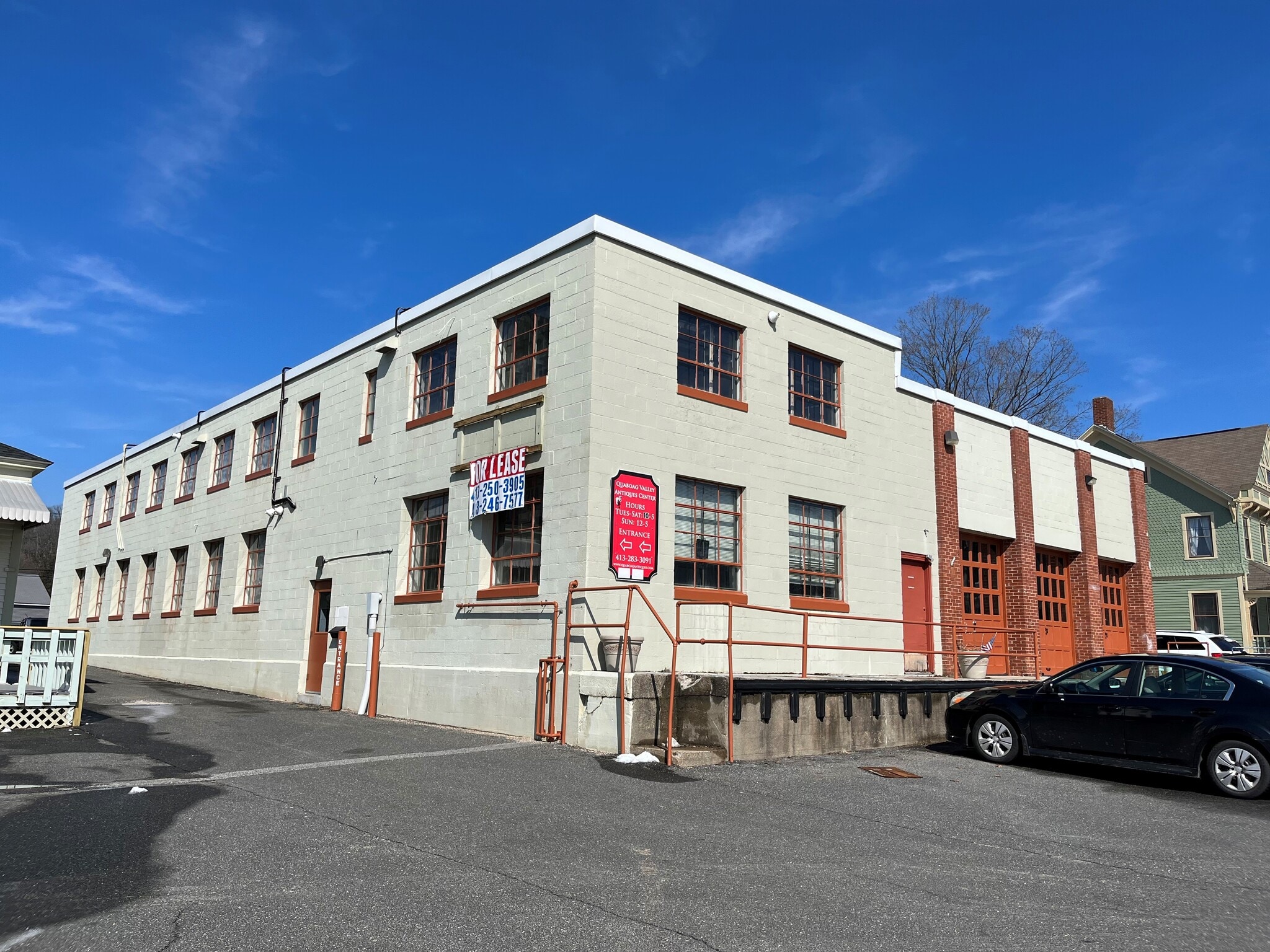 10 Knox St Palmer, MA 01069 Flex Property for Lease on