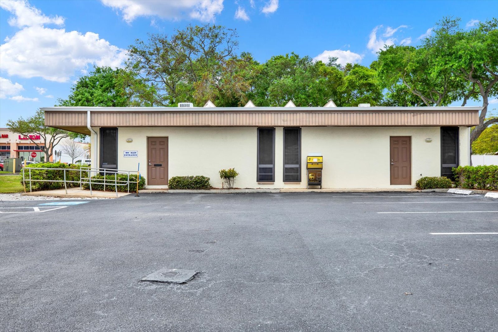 10410 Seminole Blvd, Seminole, FL for Sale