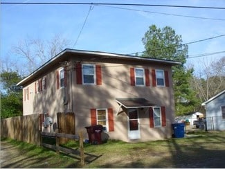 Ashburn, GA Apartments - 917 Pineknot Rd
