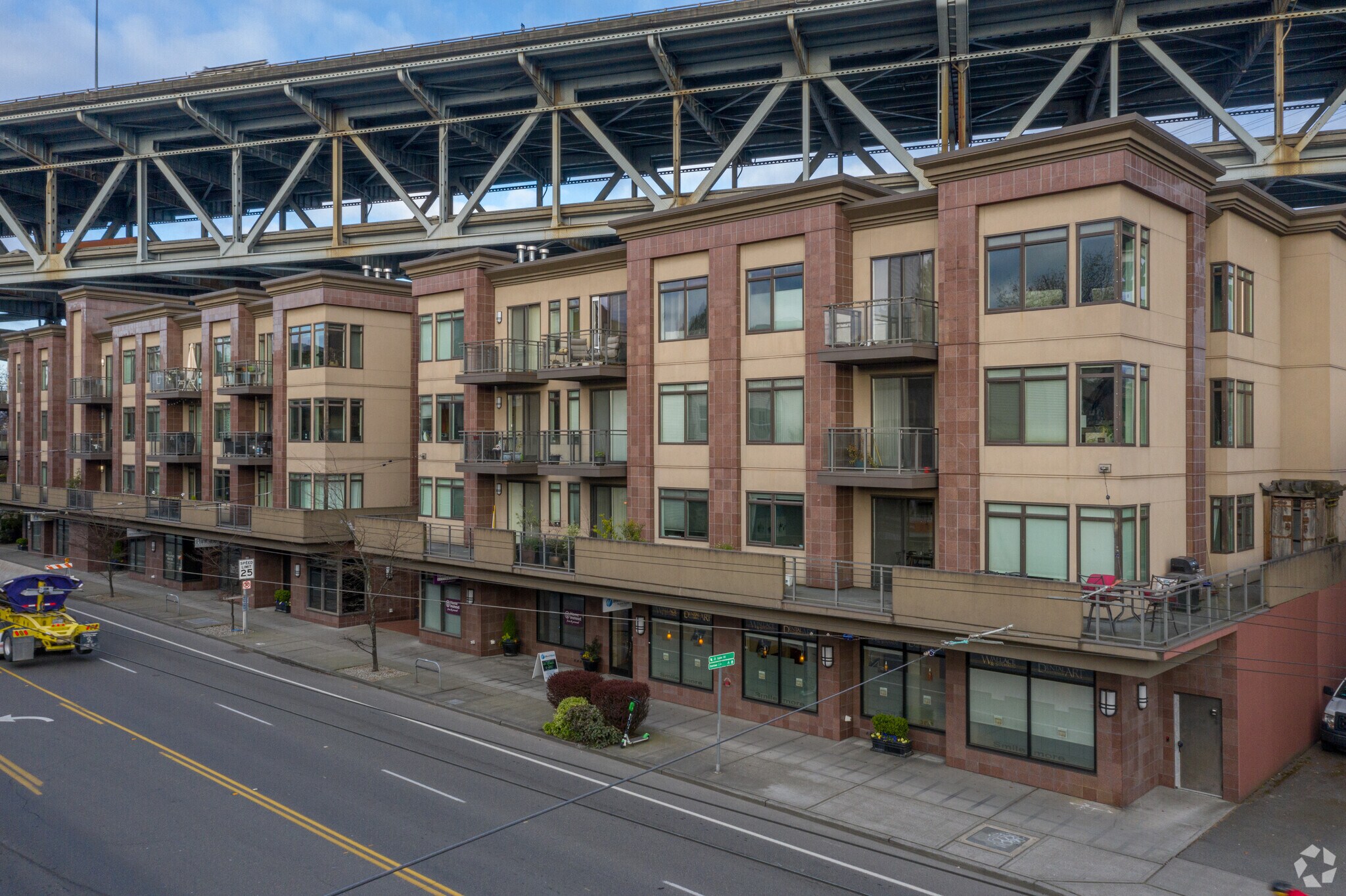 3213-3221 Eastlake Ave E, Seattle, WA for Sale