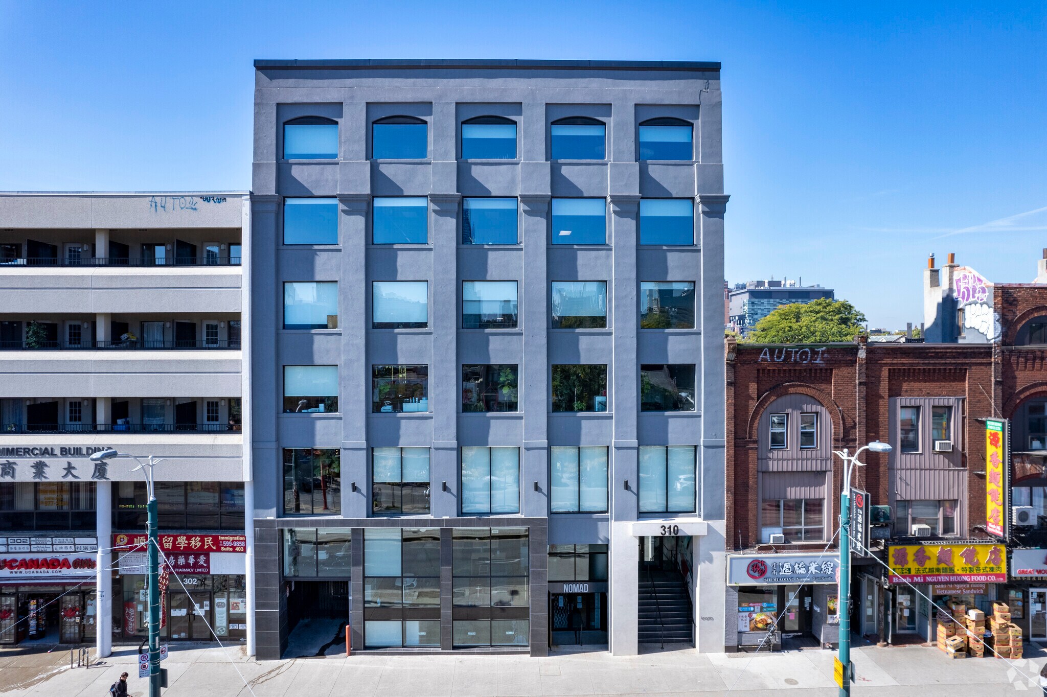 310 Spadina Ave, Toronto, ON for Rent