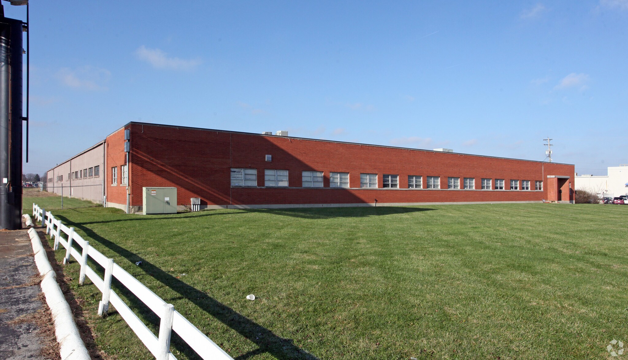 195 Phillipi Rd Columbus, OH 43228 Industrial Property for Sale on