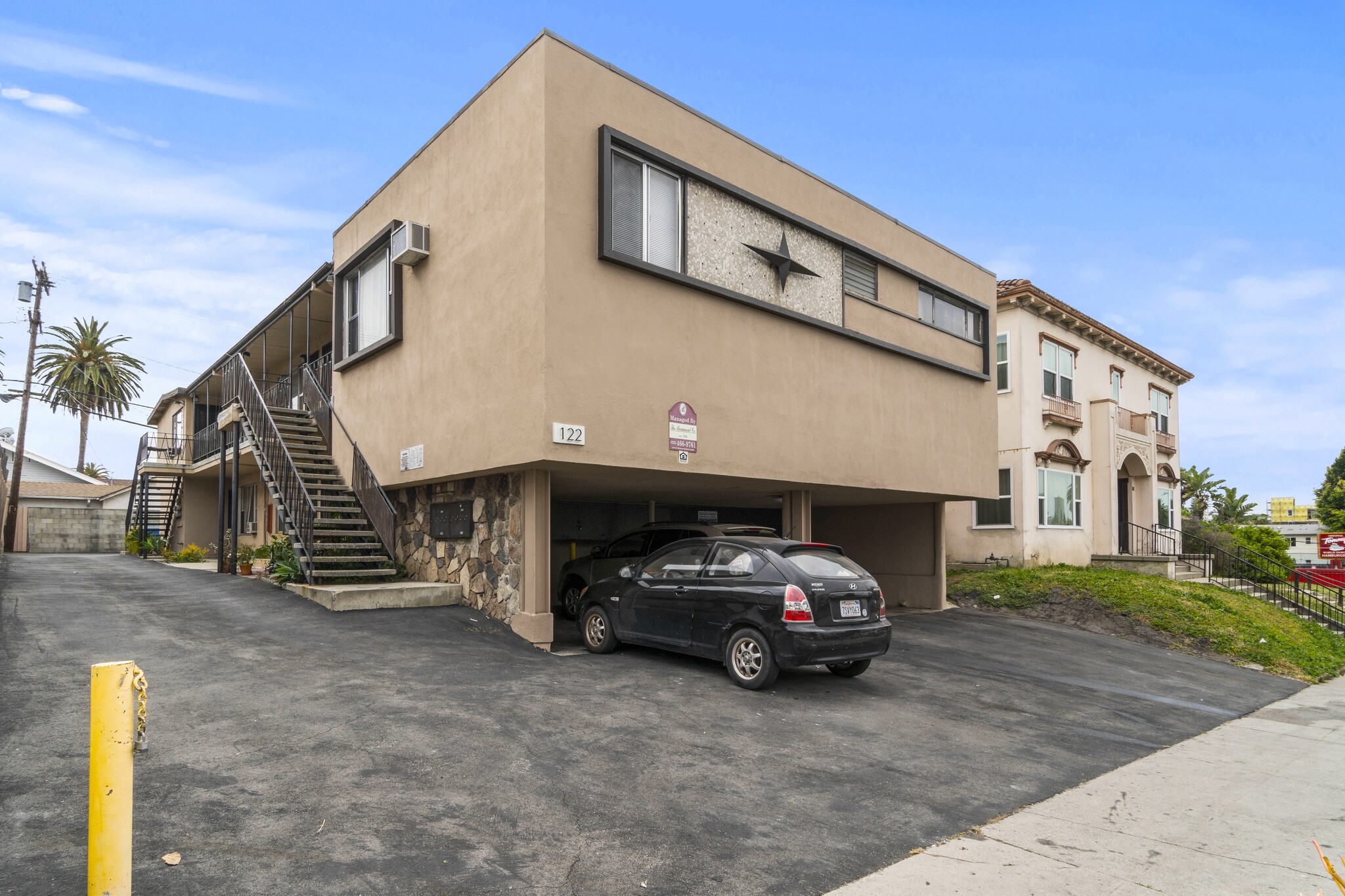 122 N Rampart Blvd, Los Angeles, CA for Sale